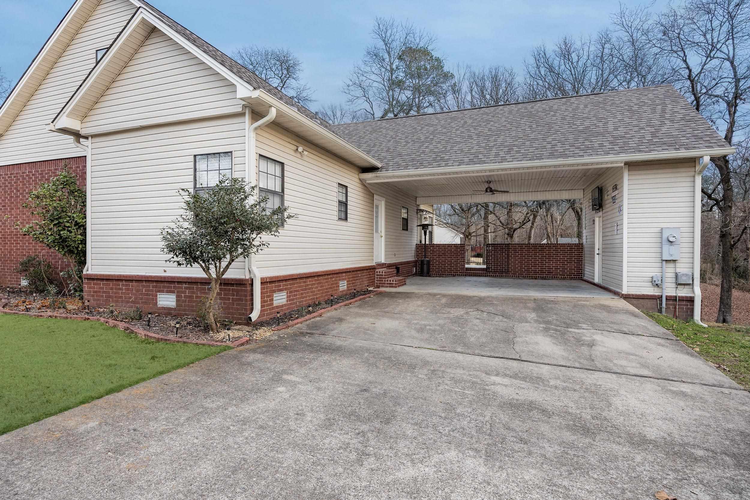 2802 Southgate Dr  Malvern, AR
