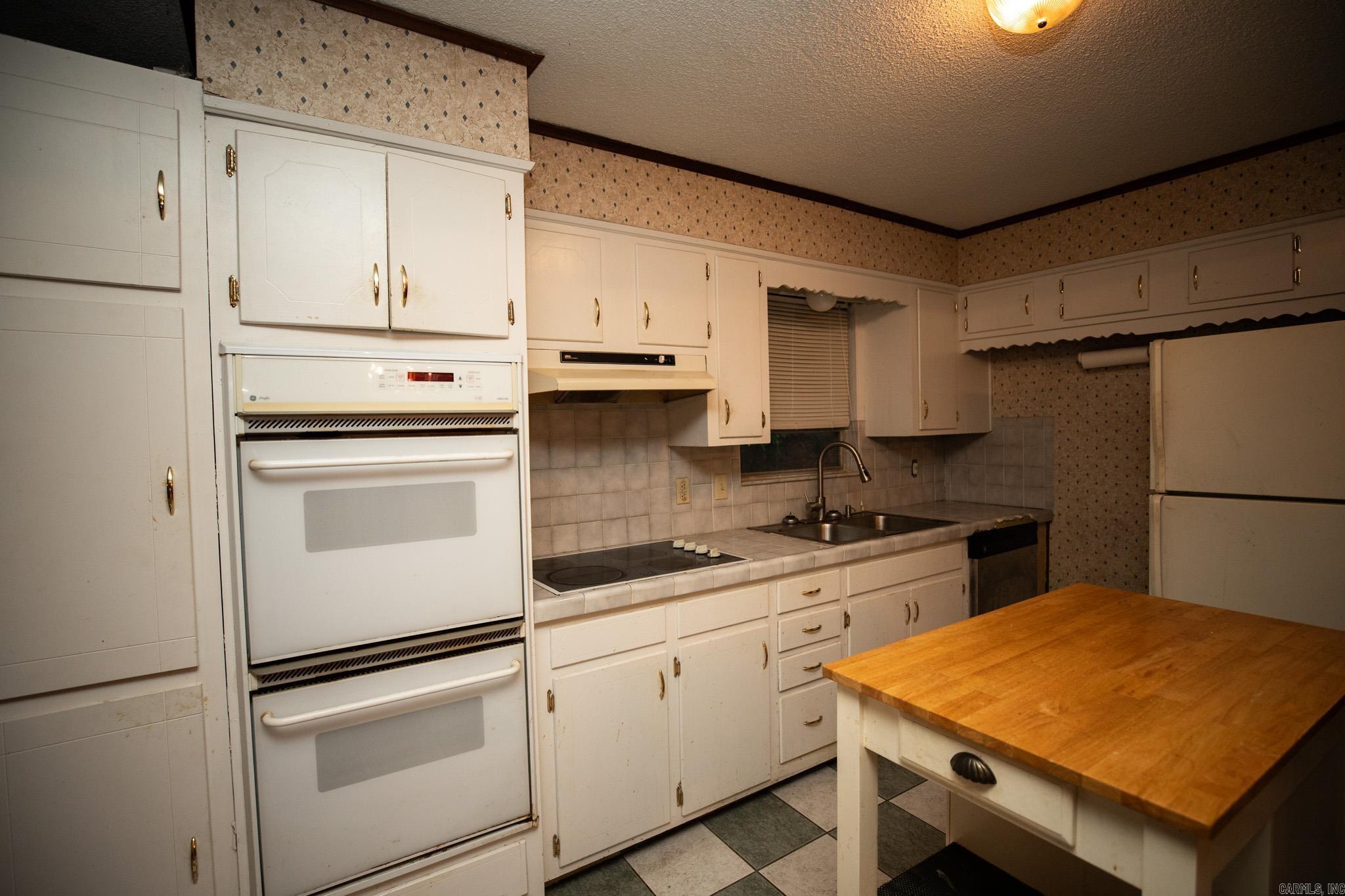 100 White Hall  White Hall, AR