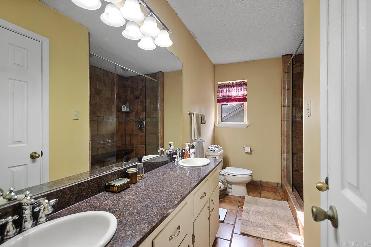 3119 Summit  Little Rock, AR