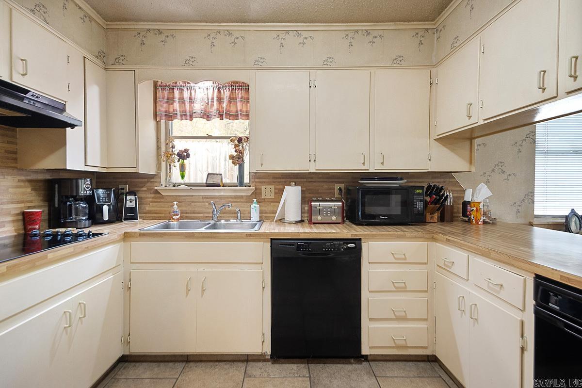 3119 Summit  Little Rock, AR