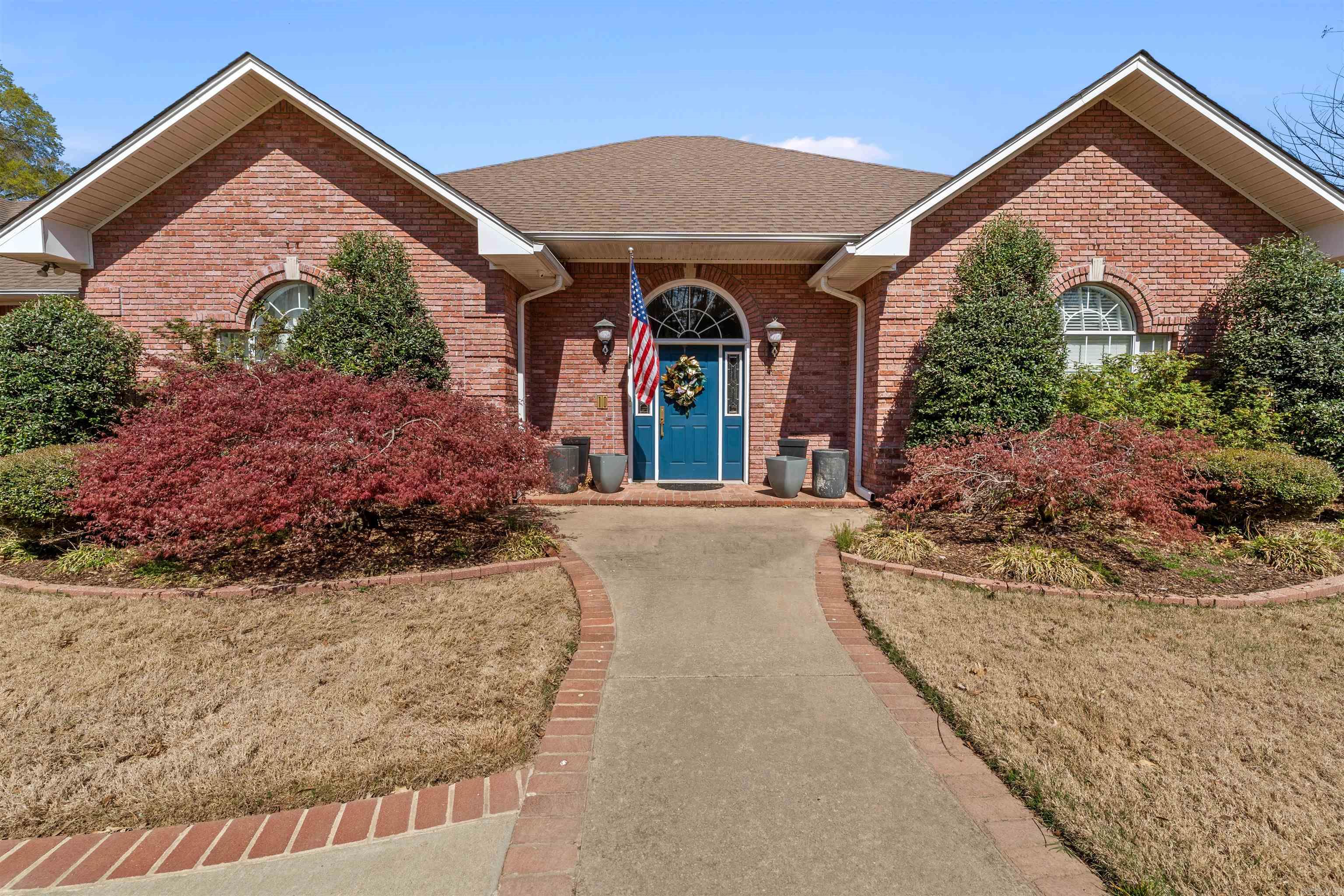 10 Woodland Dr Jacksonville, AR 72076