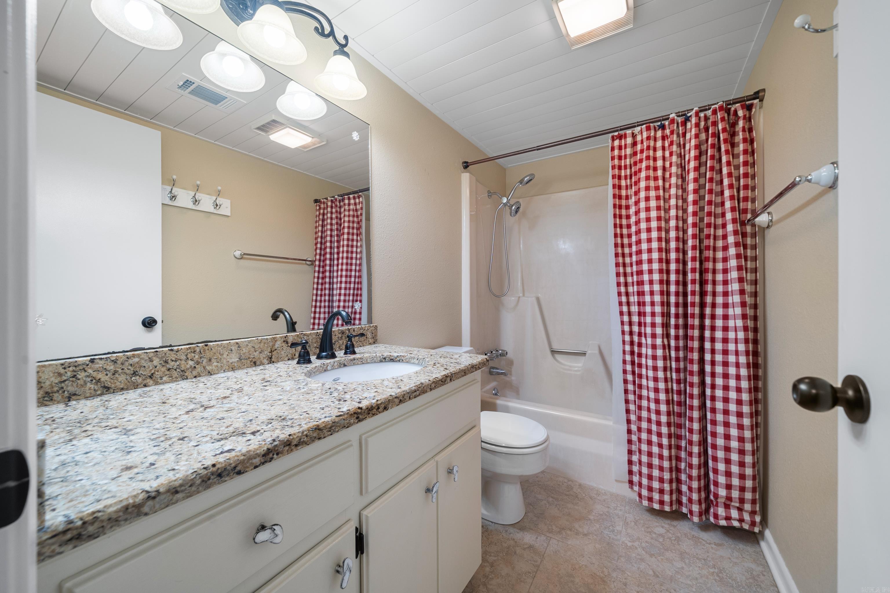 1134 Twin Points  Hot Springs, AR