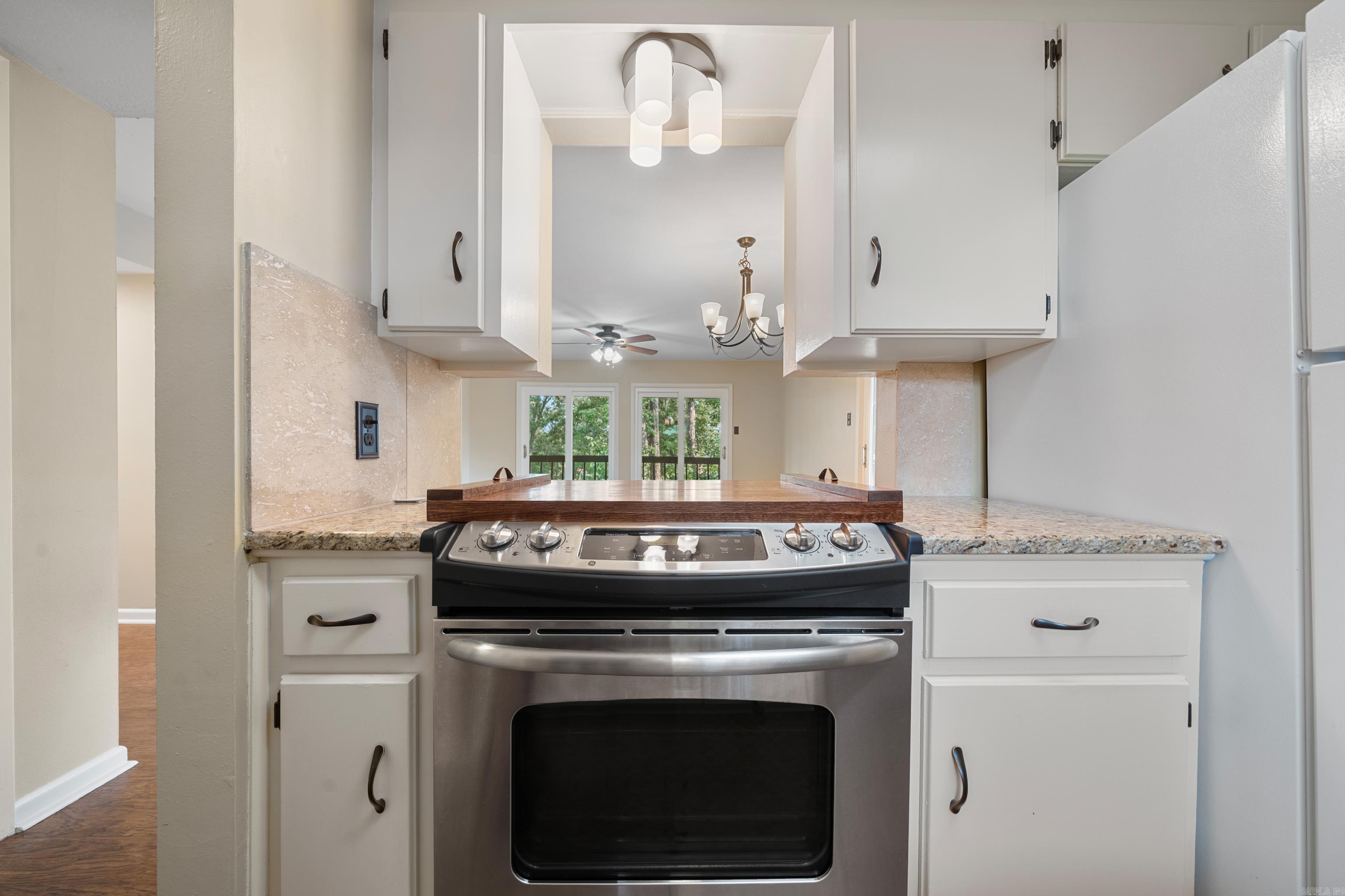 1134 Twin Points  Hot Springs, AR