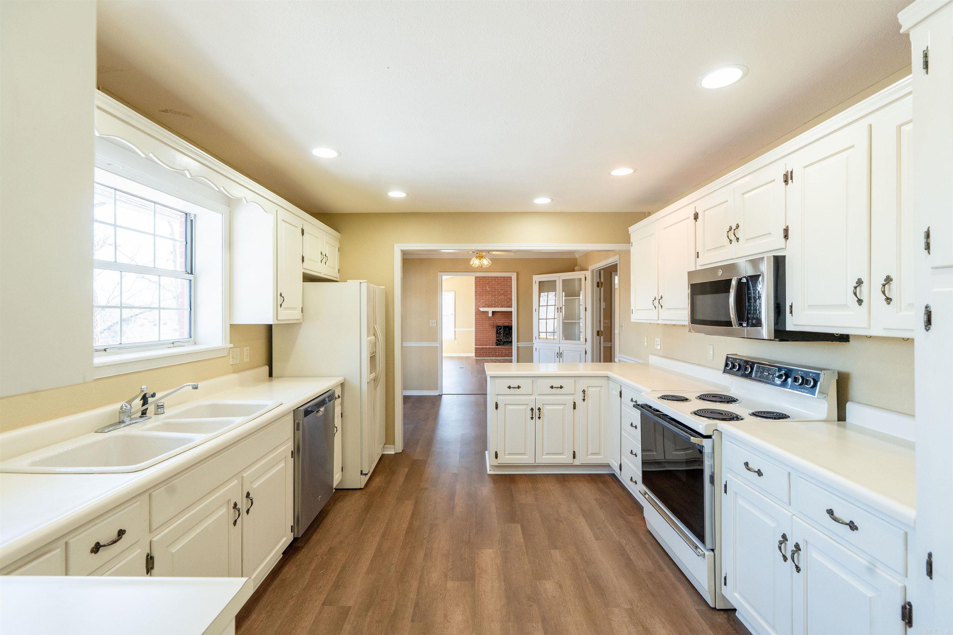 118 Red Oak Dr  Searcy, AR