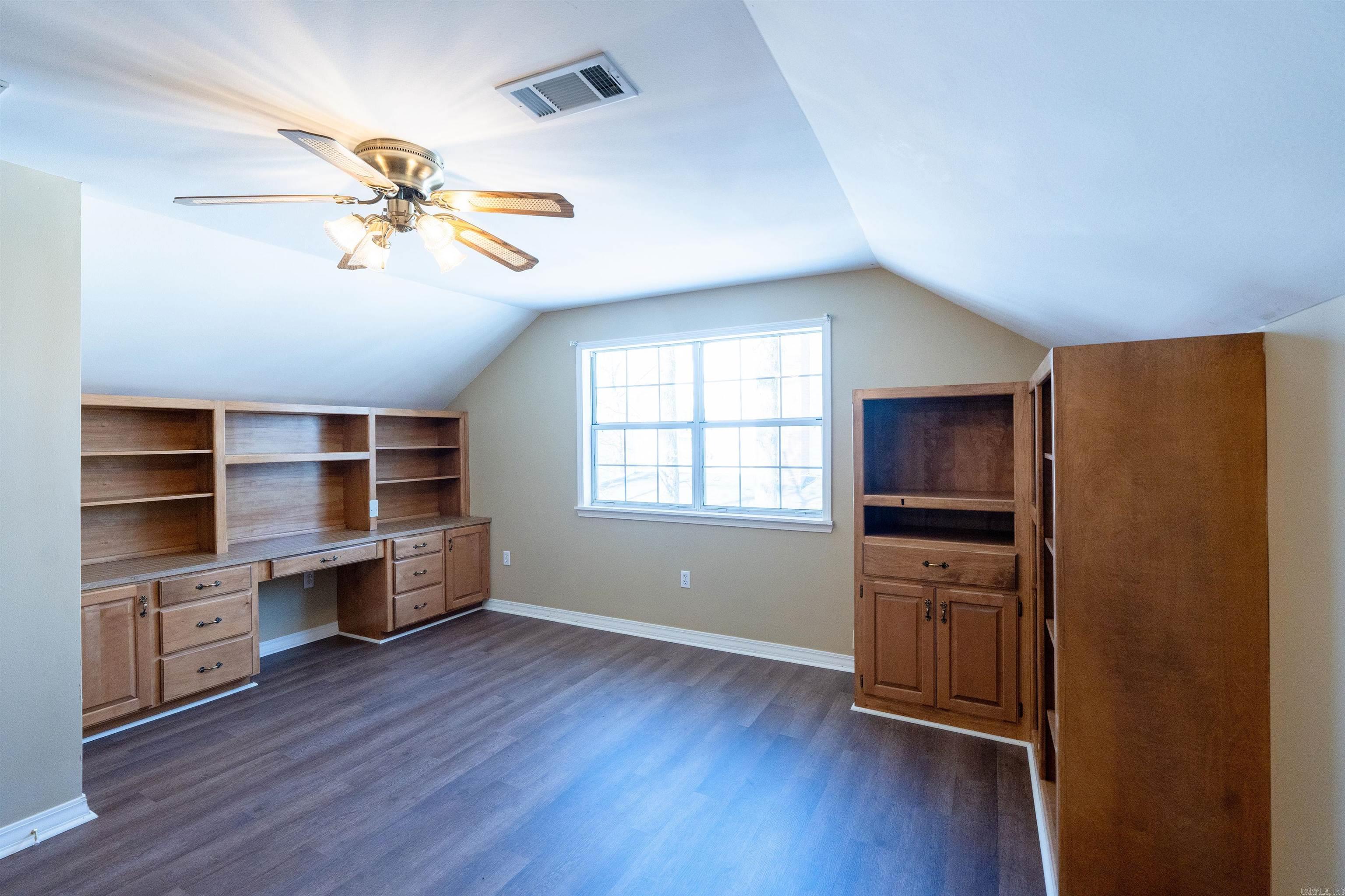 118 Red Oak Dr  Searcy, AR