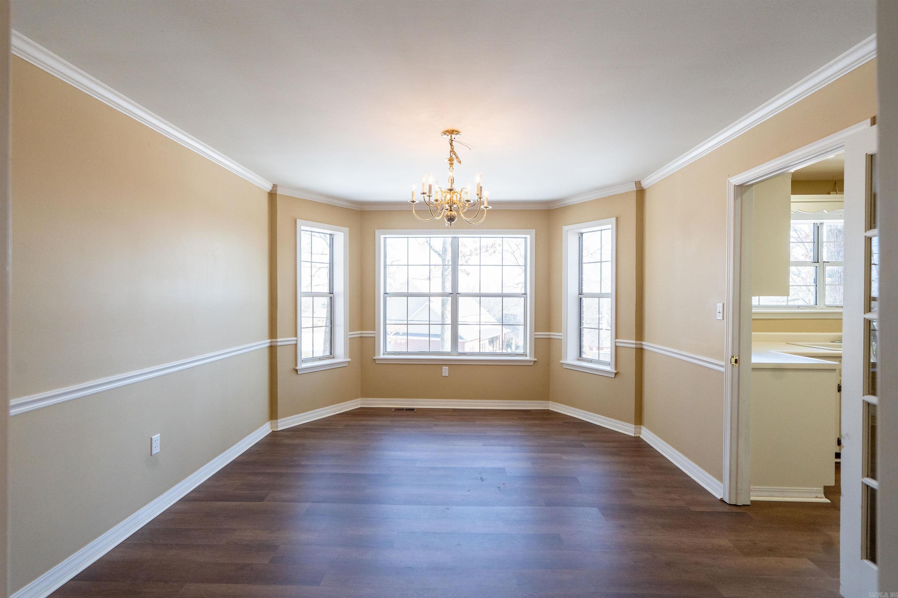 118 Red Oak Dr  Searcy, AR