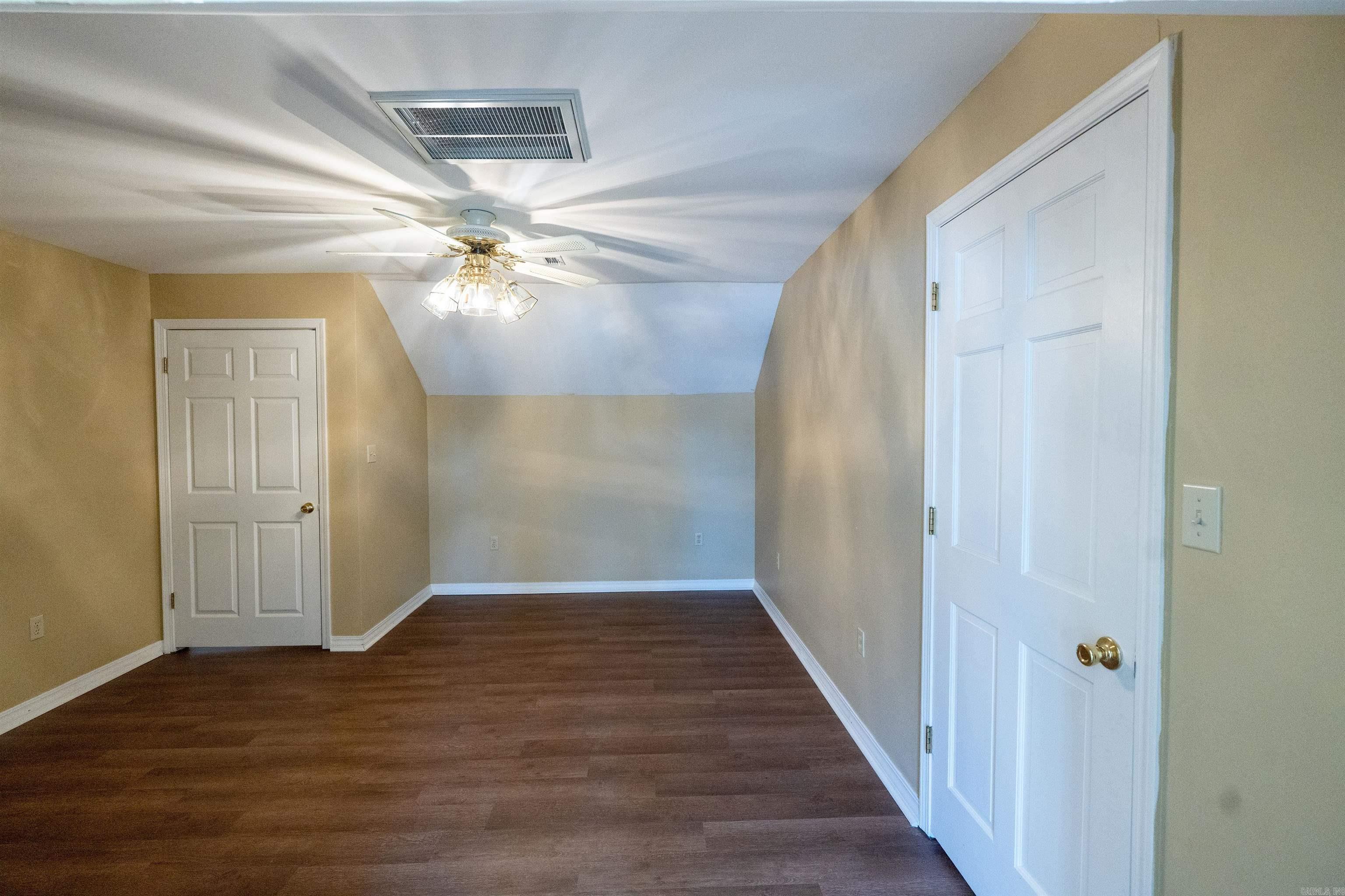 118 Red Oak Dr  Searcy, AR