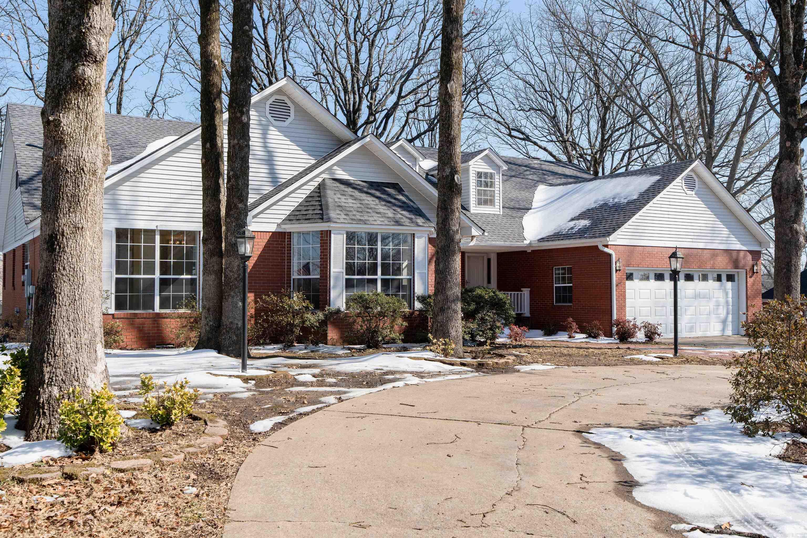 118 Red Oak Dr  Searcy, AR