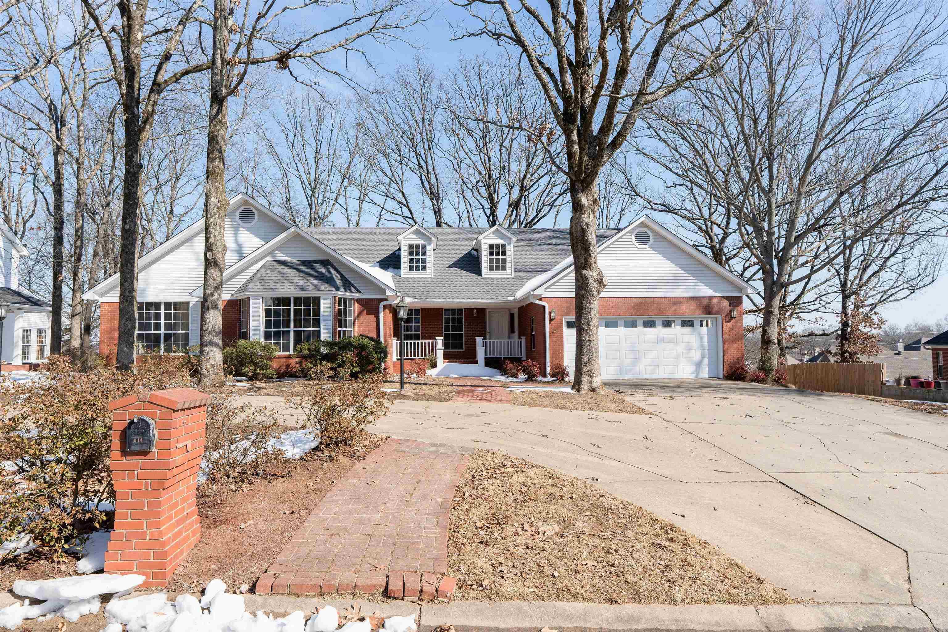 118 Red Oak Dr  Searcy, AR