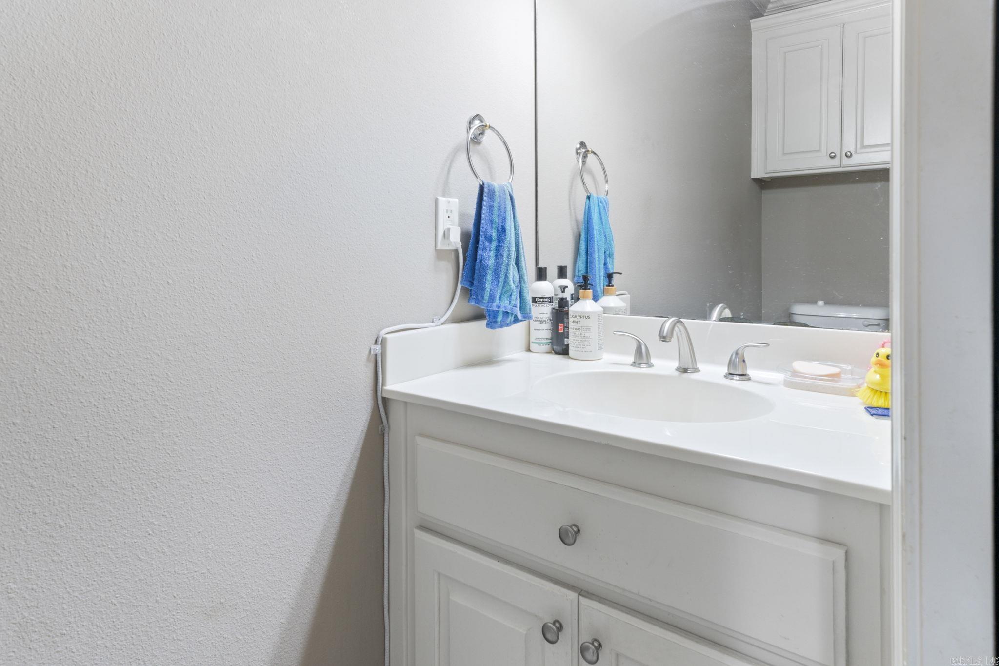 223 Maranes Cir  Maumelle, AR