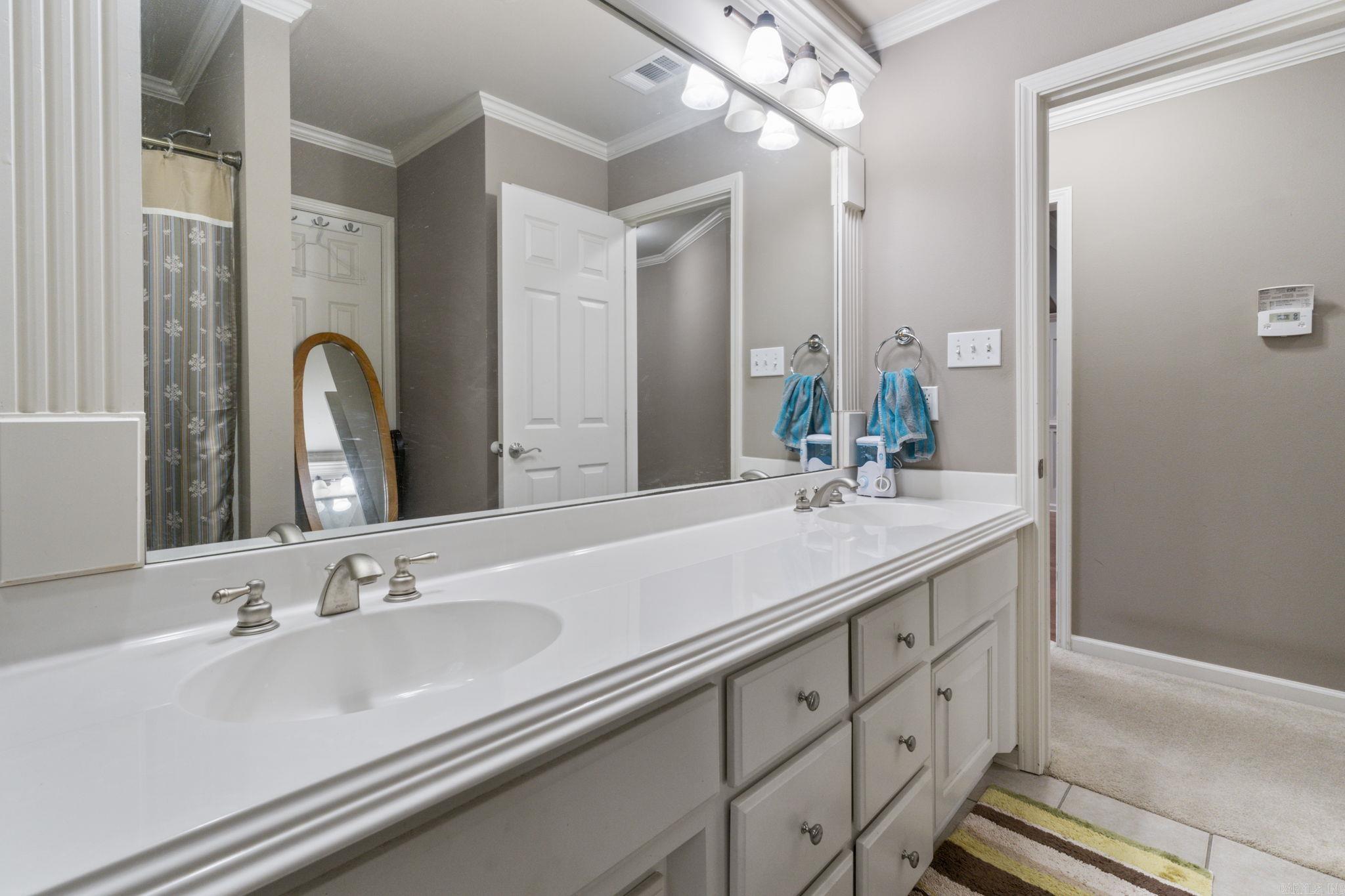 223 Maranes Cir  Maumelle, AR