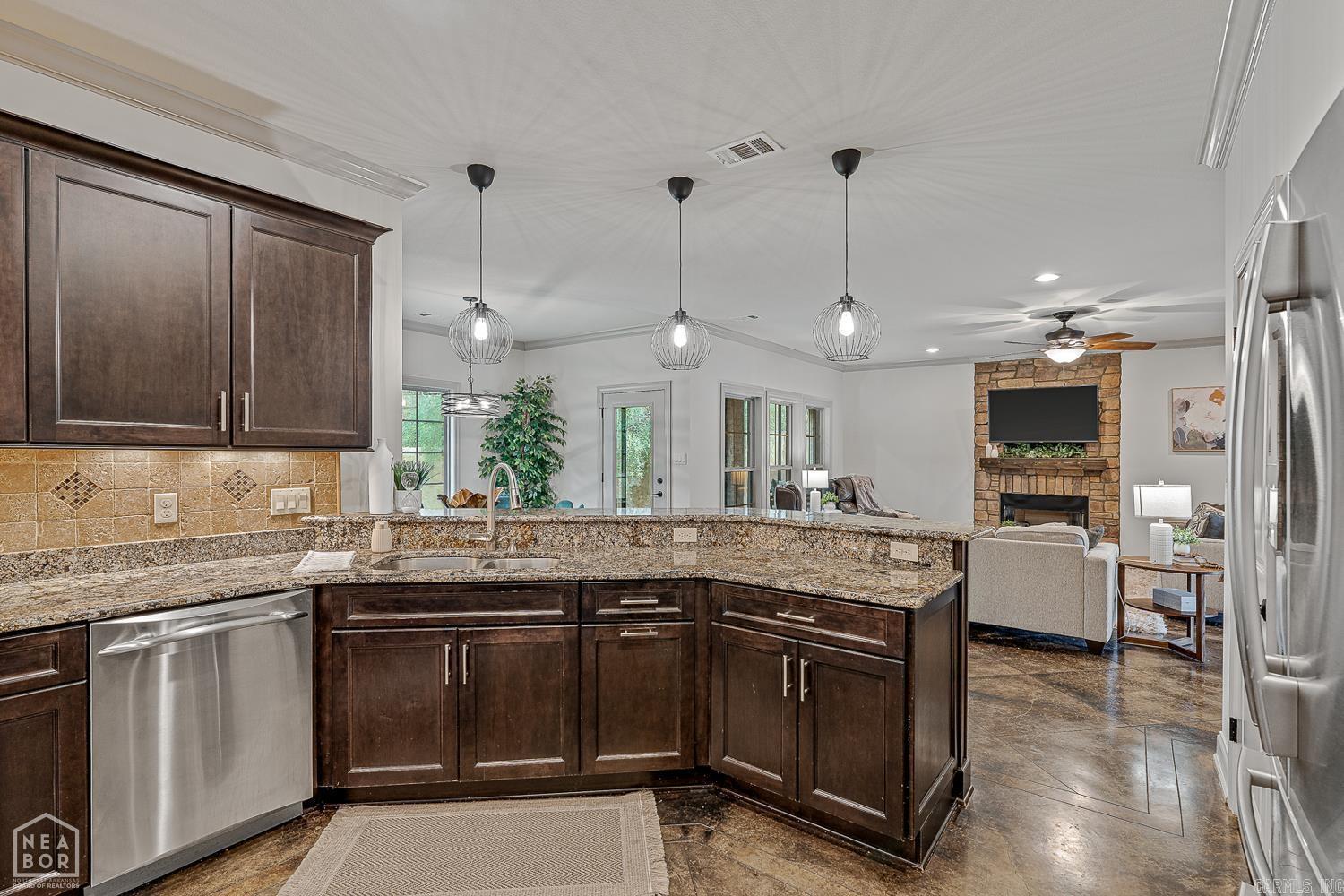 3205 Lochmoor  Jonesboro, AR