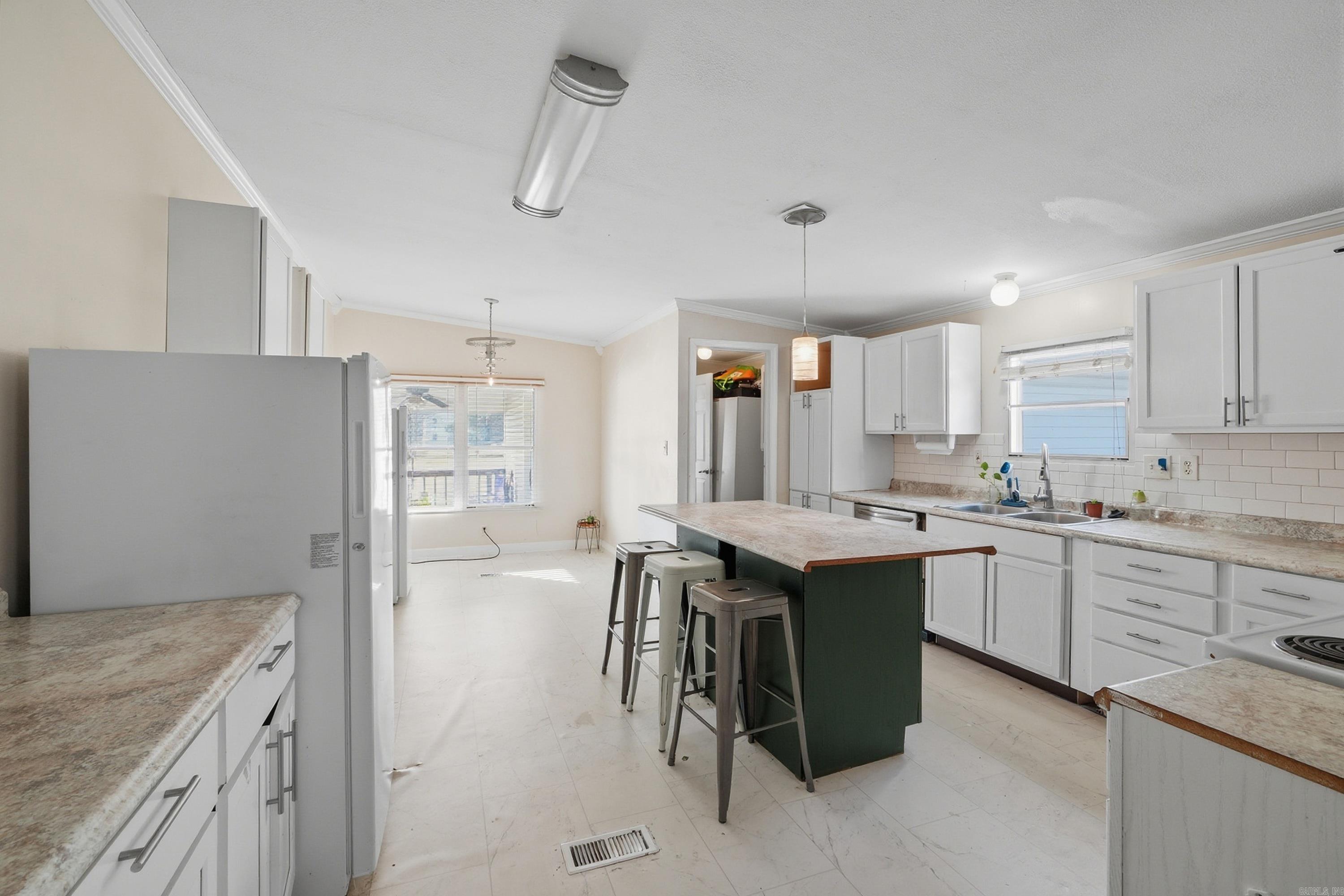 1365 Carson Bridge  Lonoke, AR