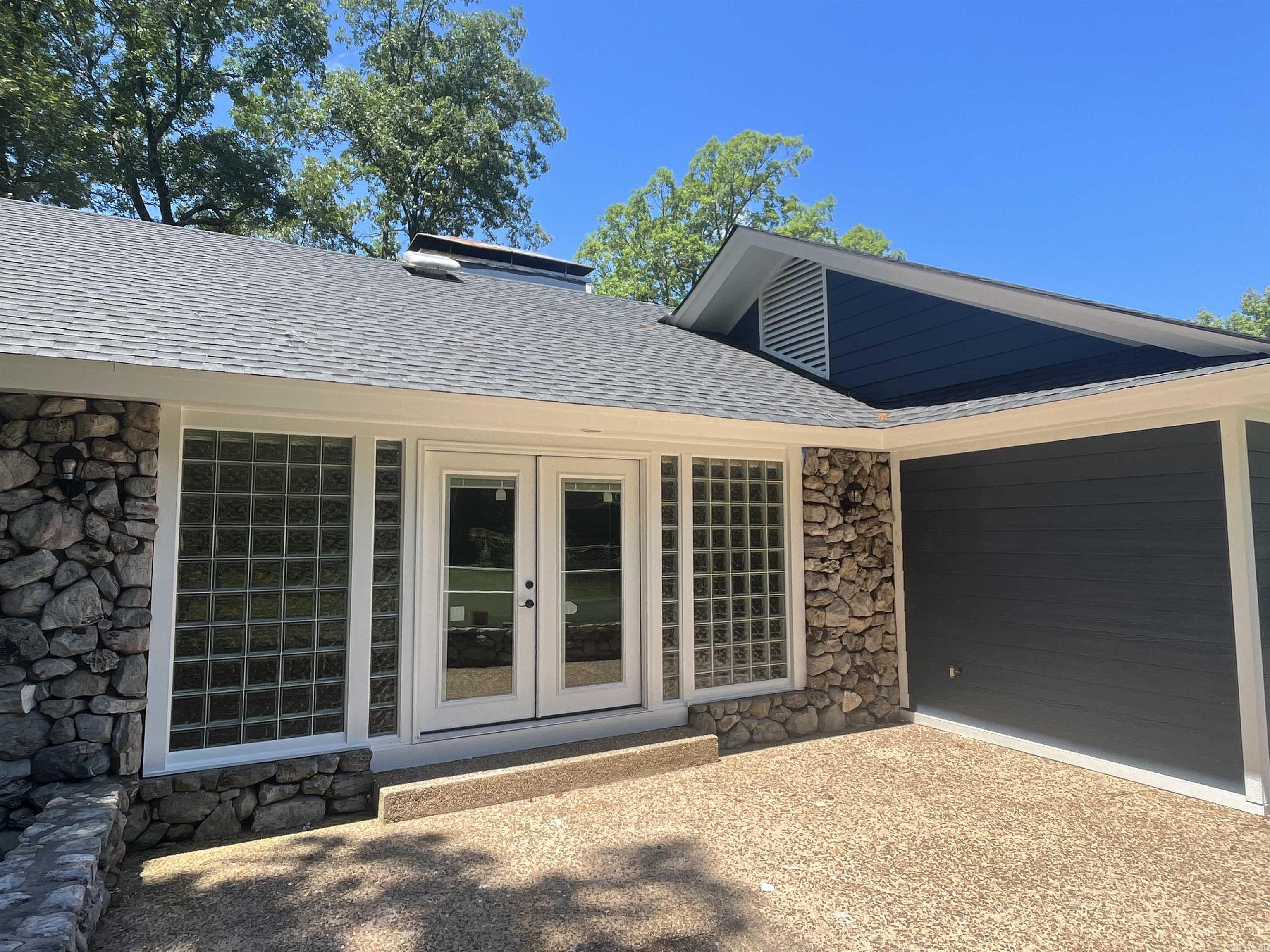 2135 Pine Hill  Malvern, AR