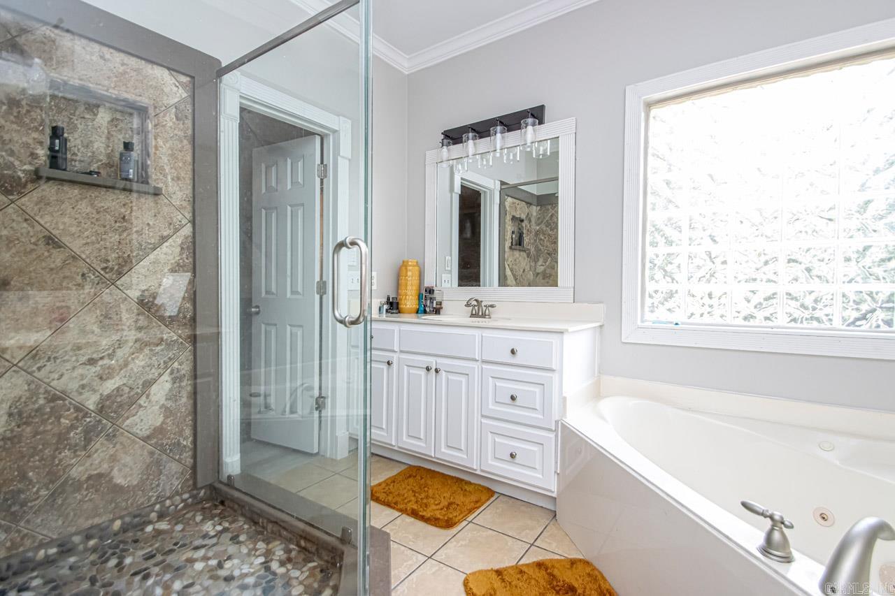 27 Courtside Pl  Little Rock, AR