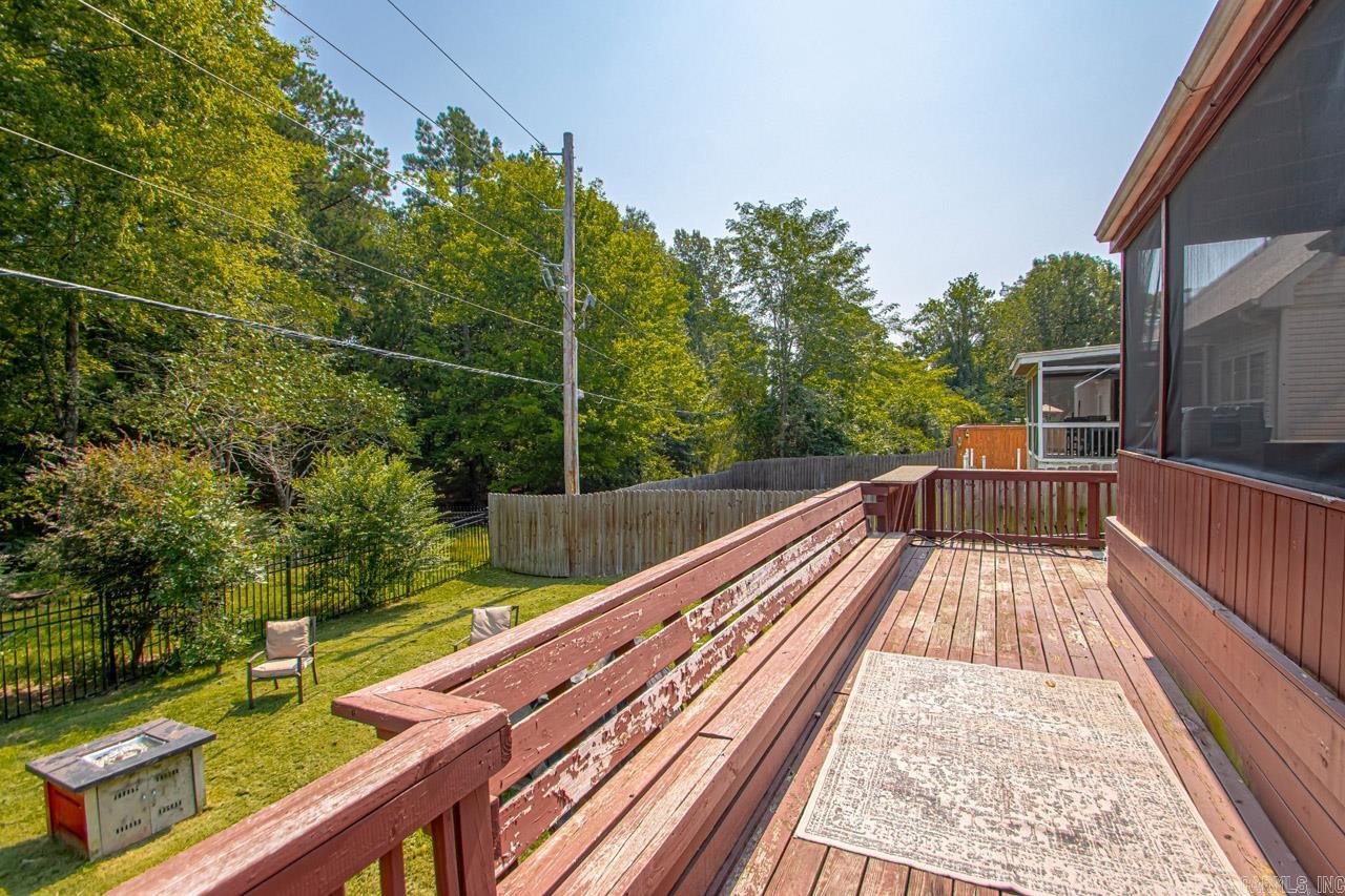 27 Courtside Pl  Little Rock, AR