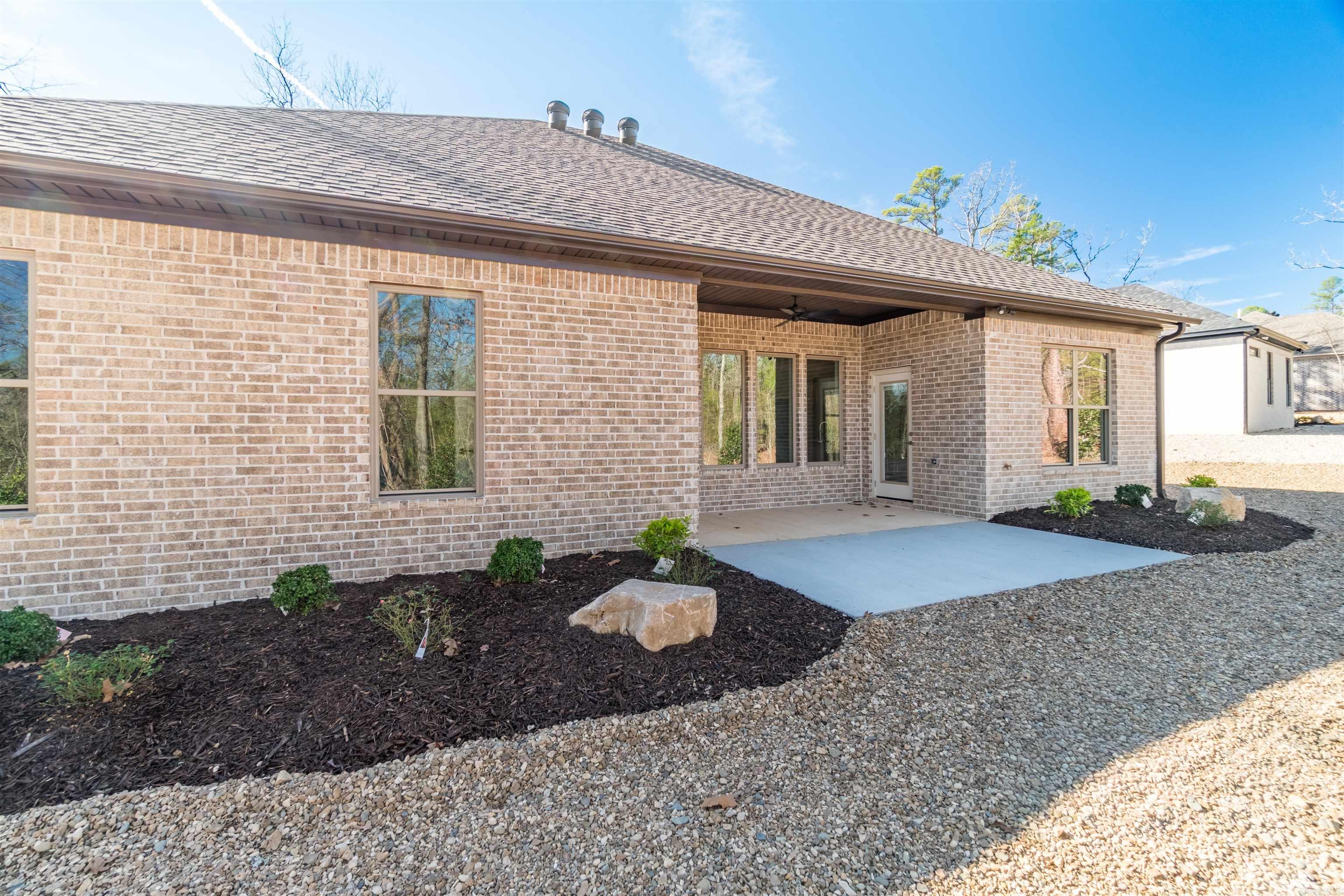 6 Acambaro Place Hot Springs Village, AR 71909