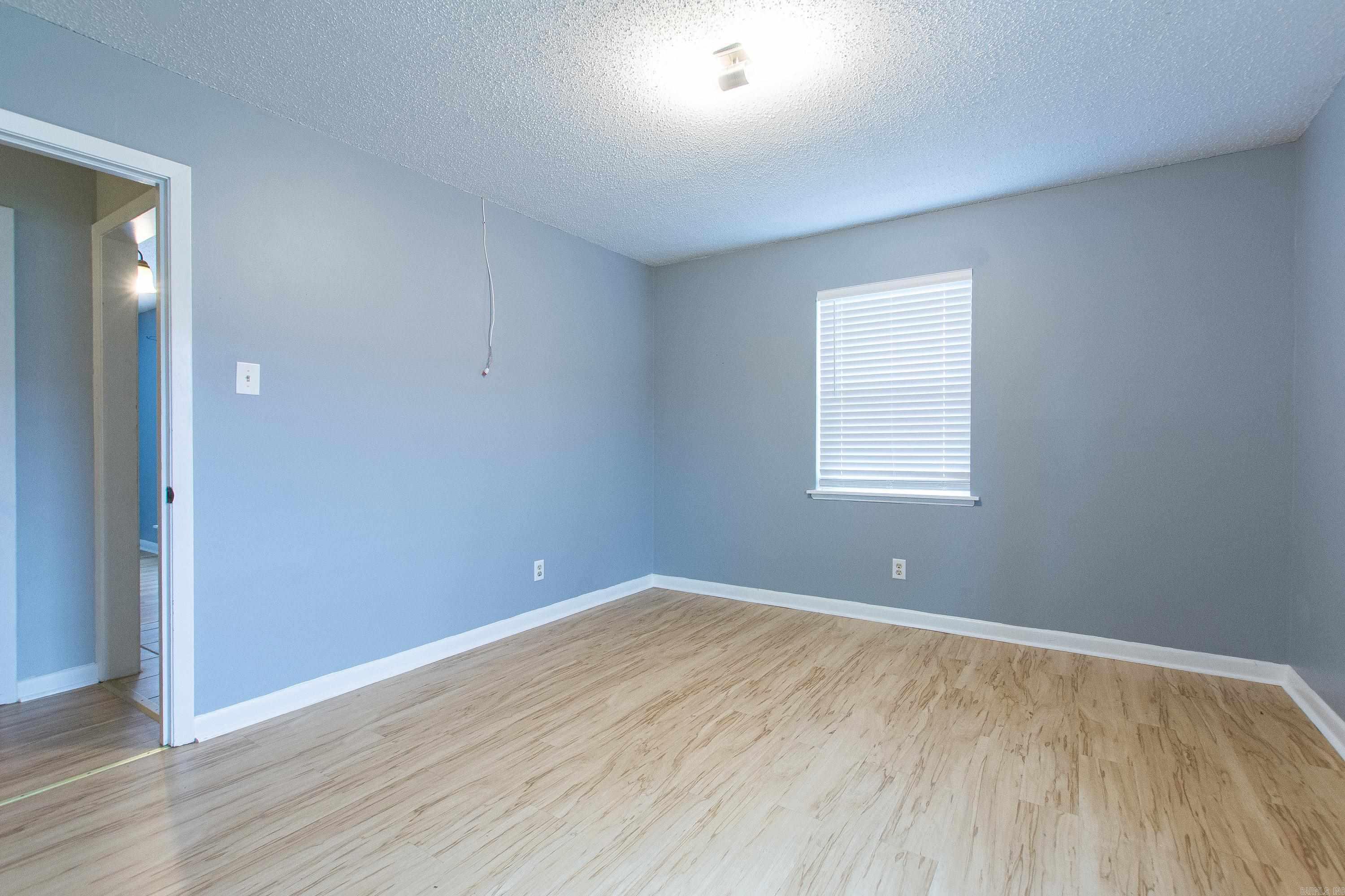 35 Bradford Drive Little Rock, AR 72227