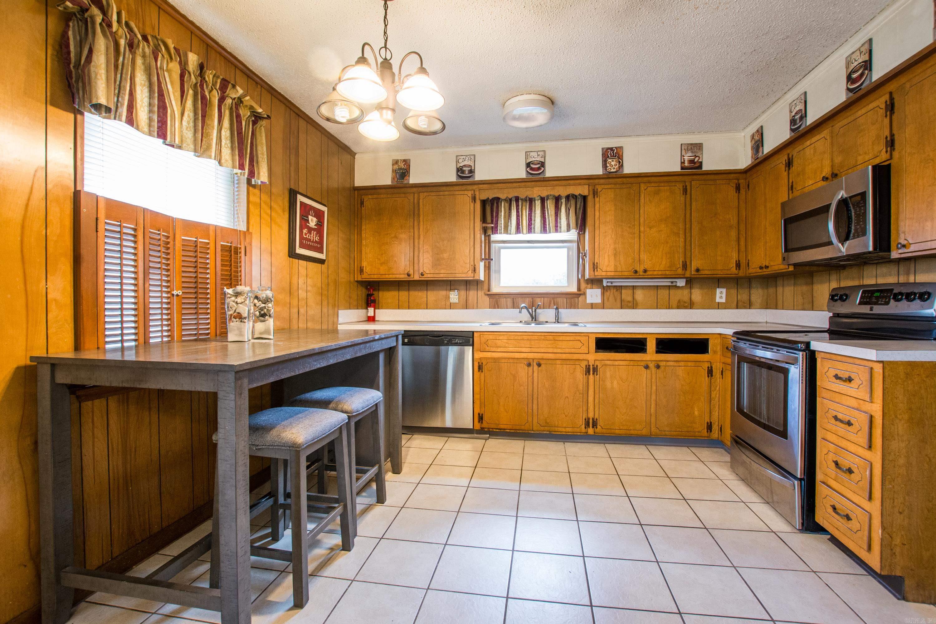 35 Bradford Drive Little Rock, AR 72227