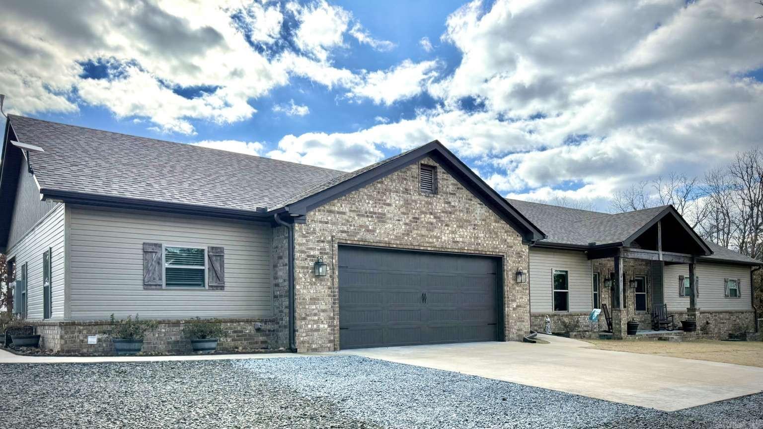 38 Cheyenne Trail