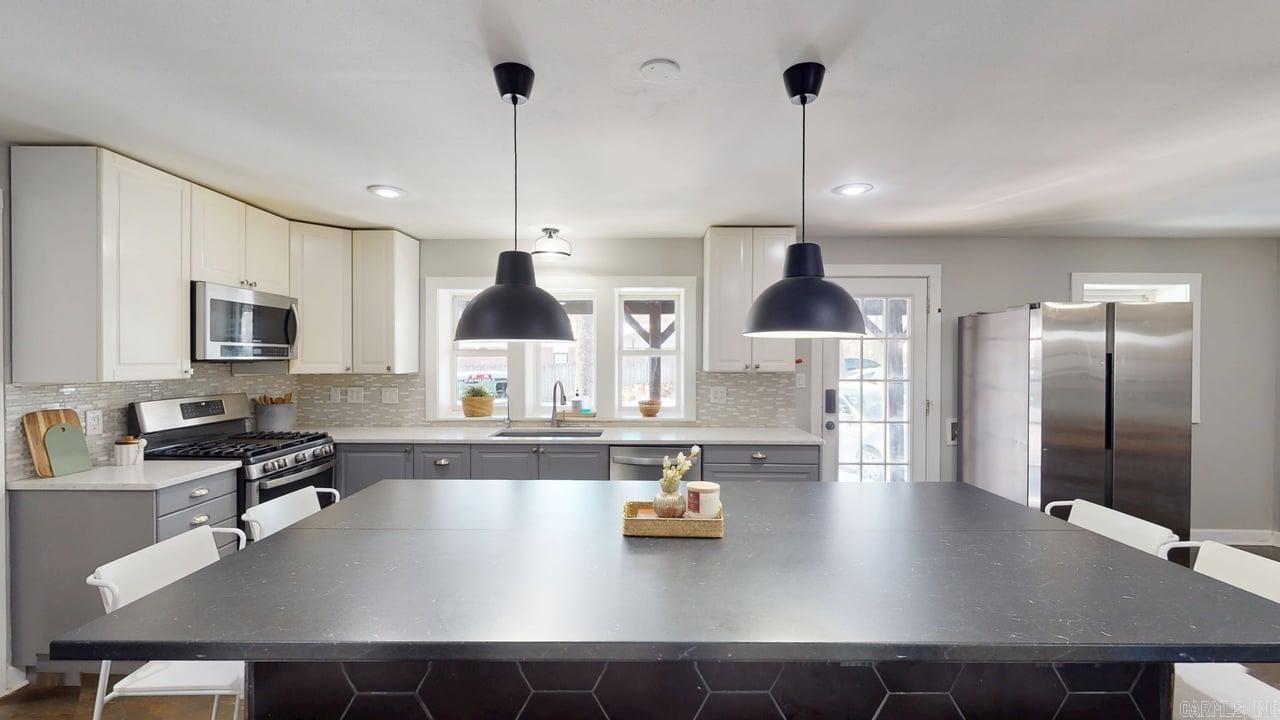 1910 Hillman Street  Conway, AR