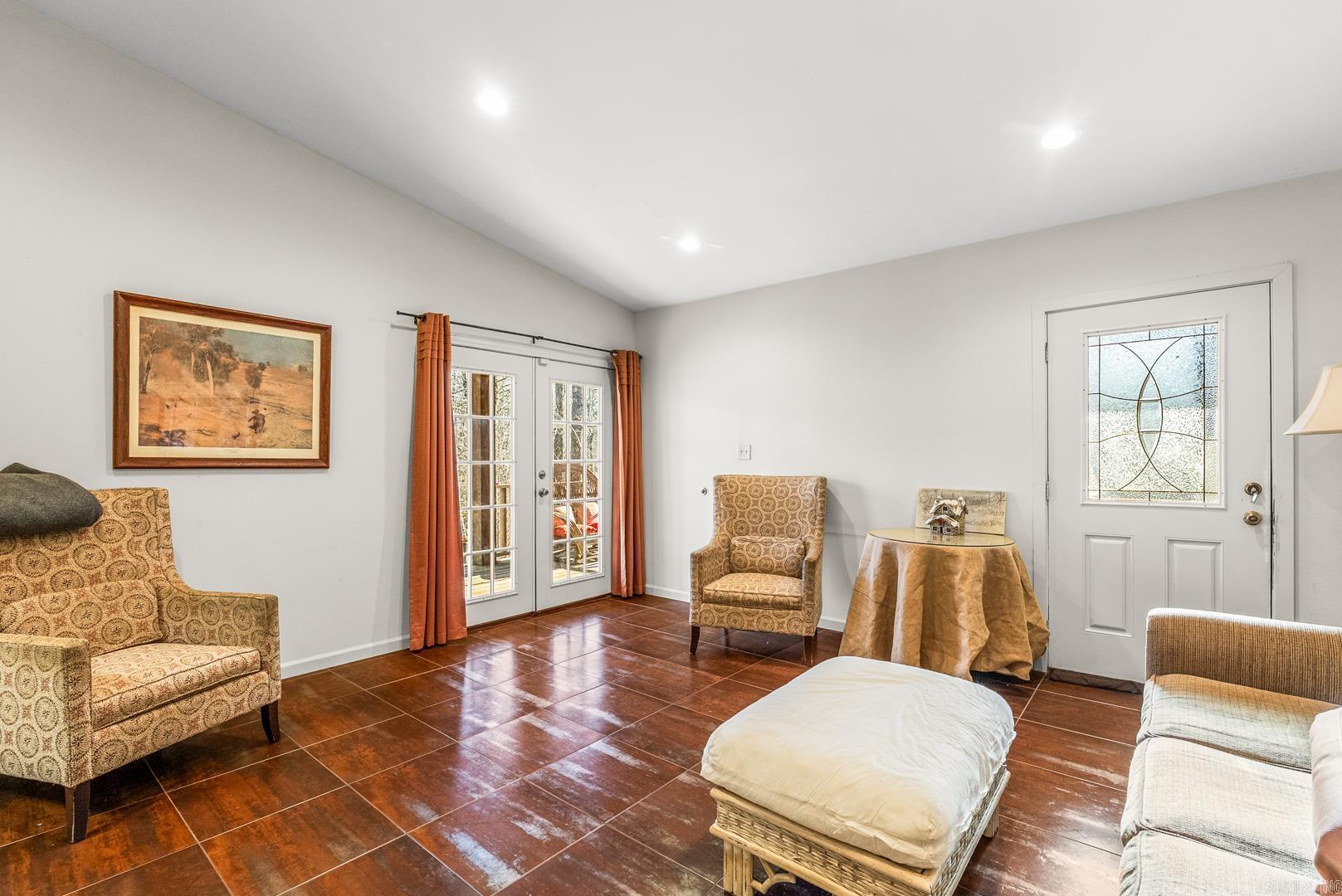 3550 Sam Claar Lane  Benton, AR