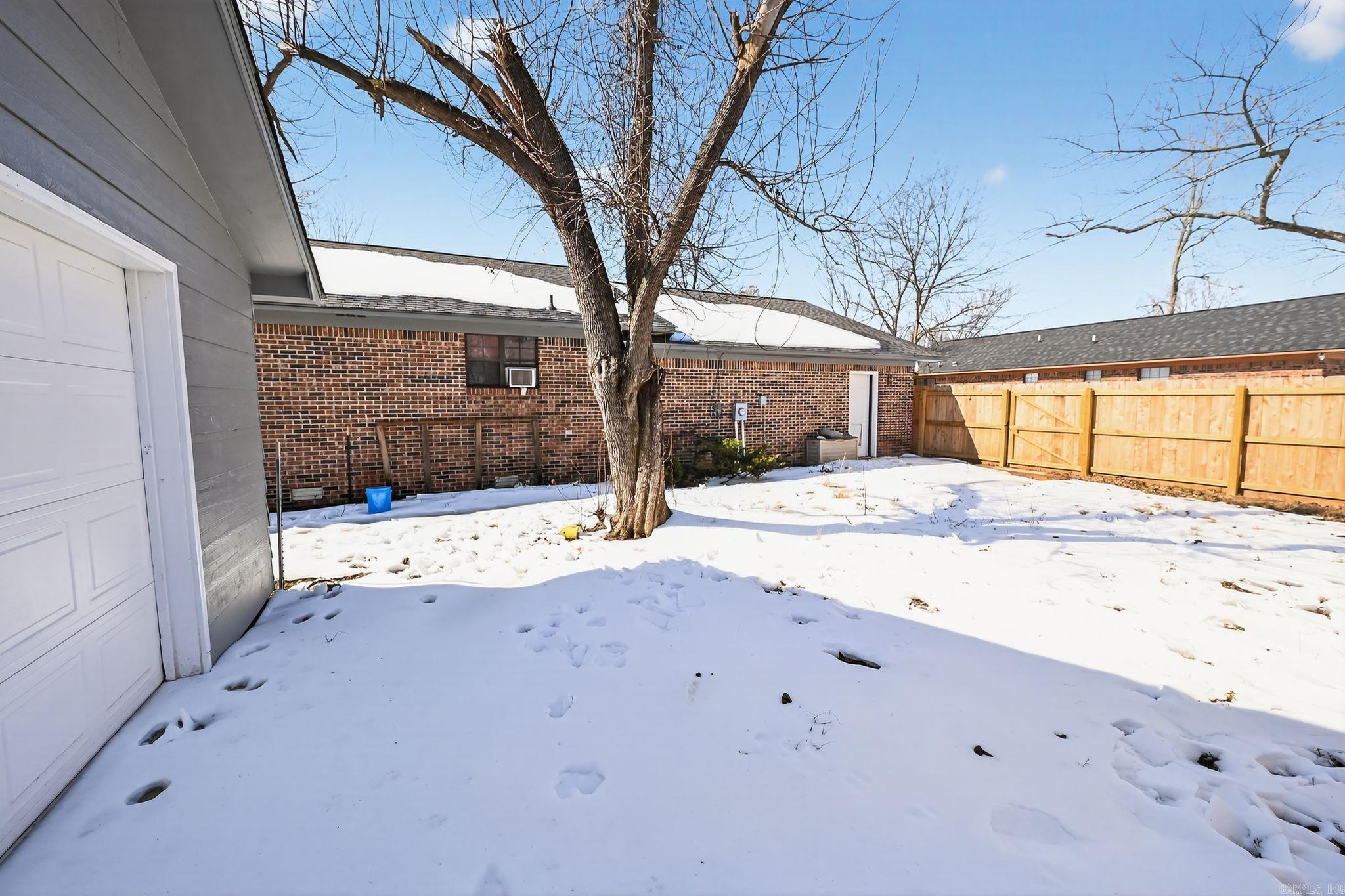 220 Davis  Newport, AR