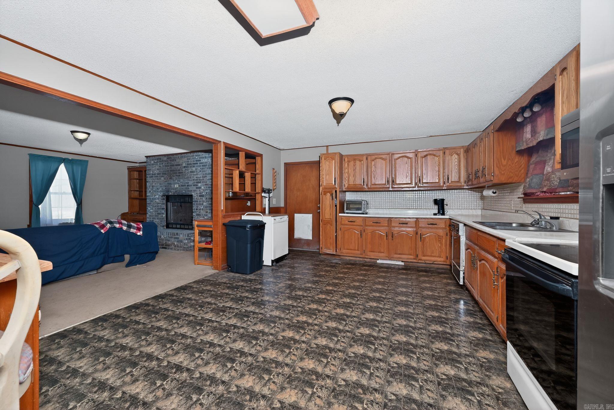 220 Davis  Newport, AR