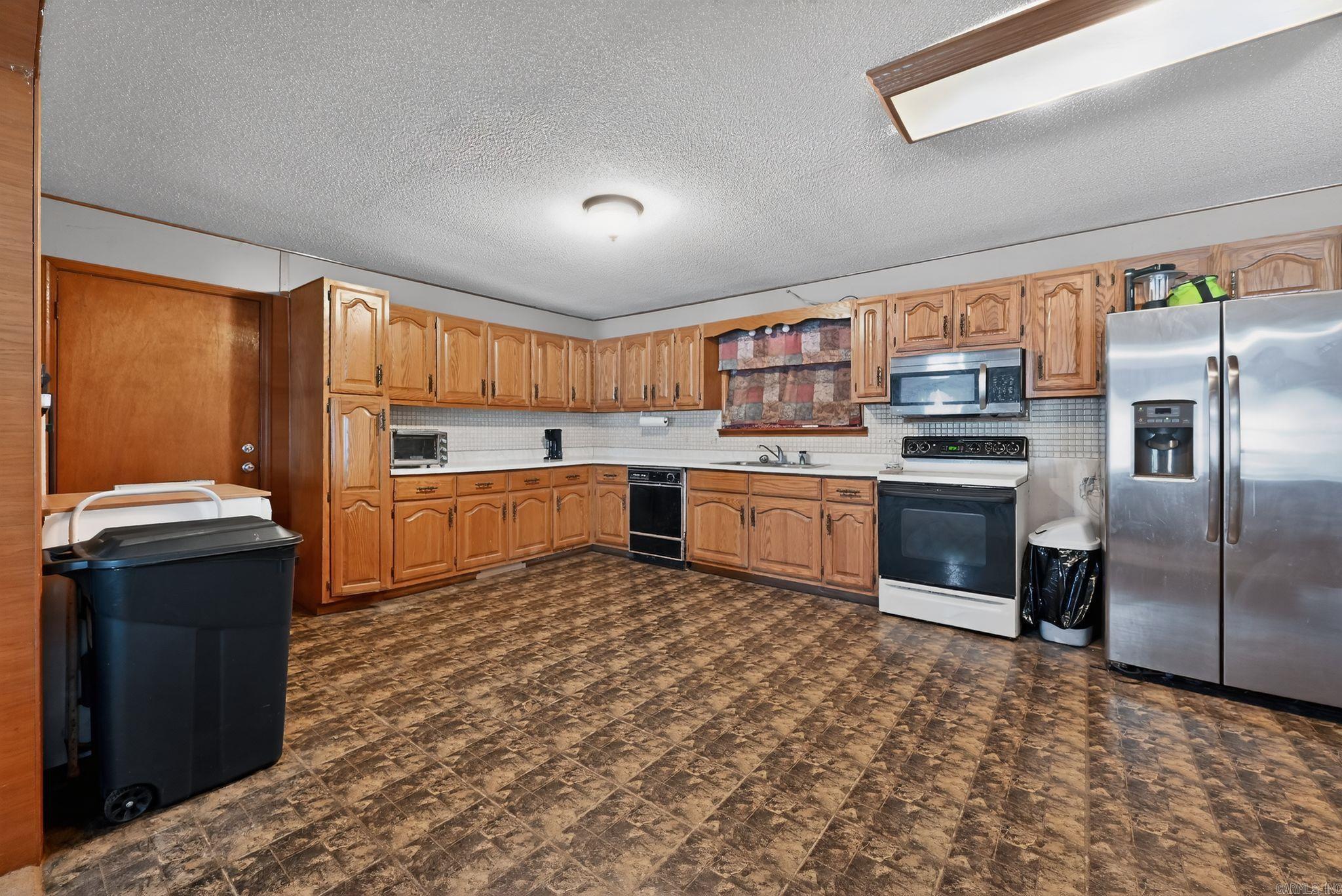 220 Davis  Newport, AR