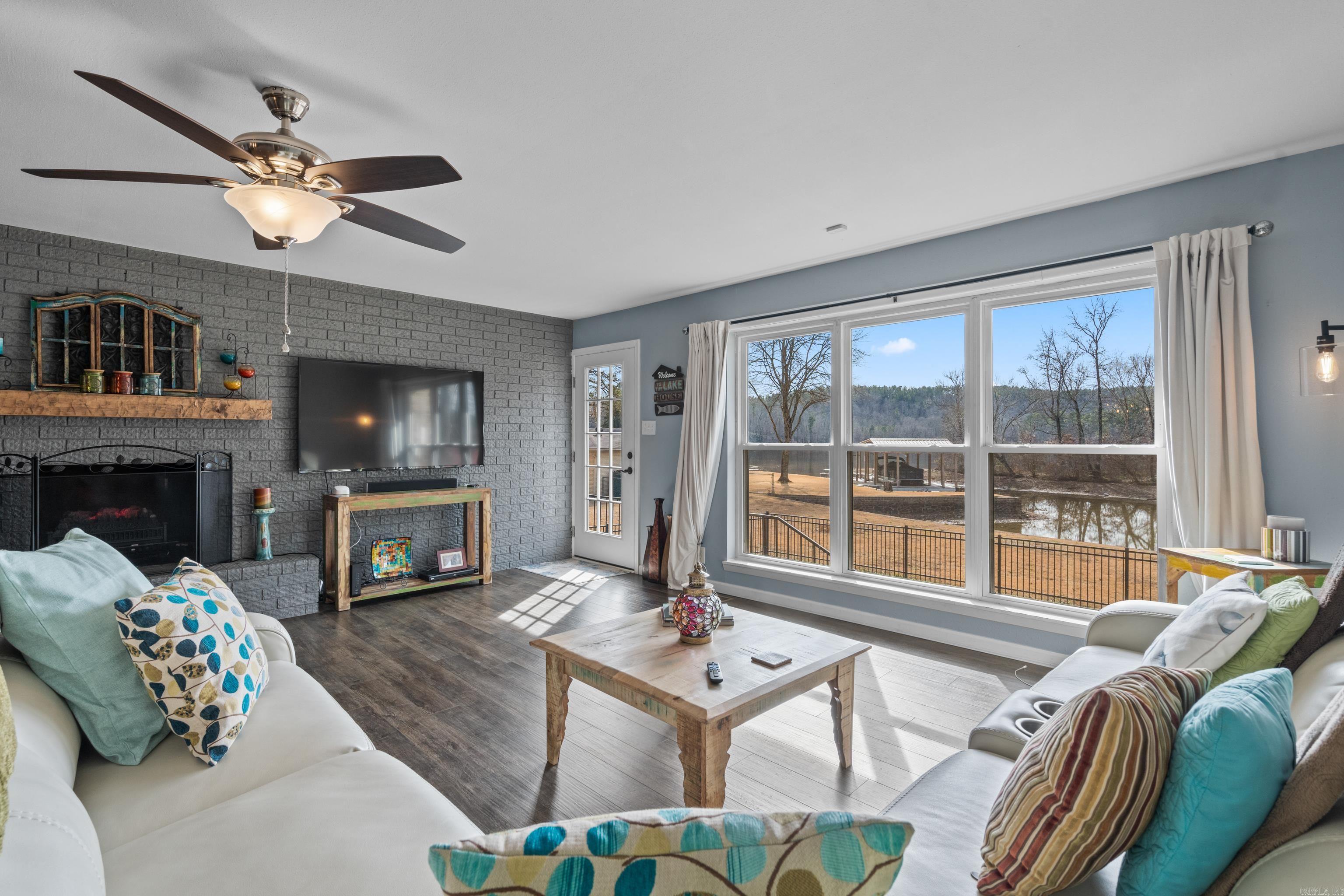 563 Kirschwood Dr  Hot Springs, AR