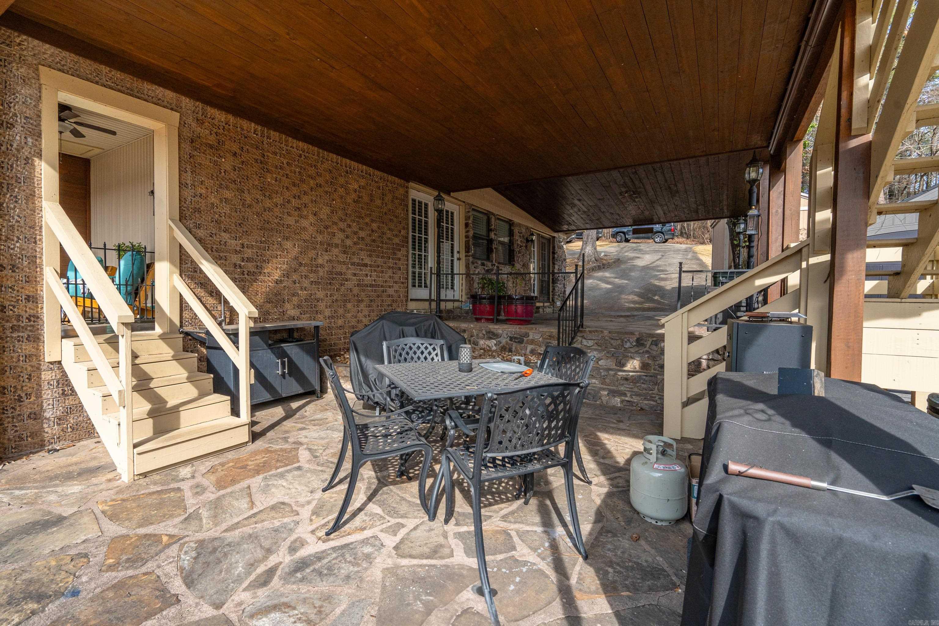 563 Kirschwood Dr  Hot Springs, AR