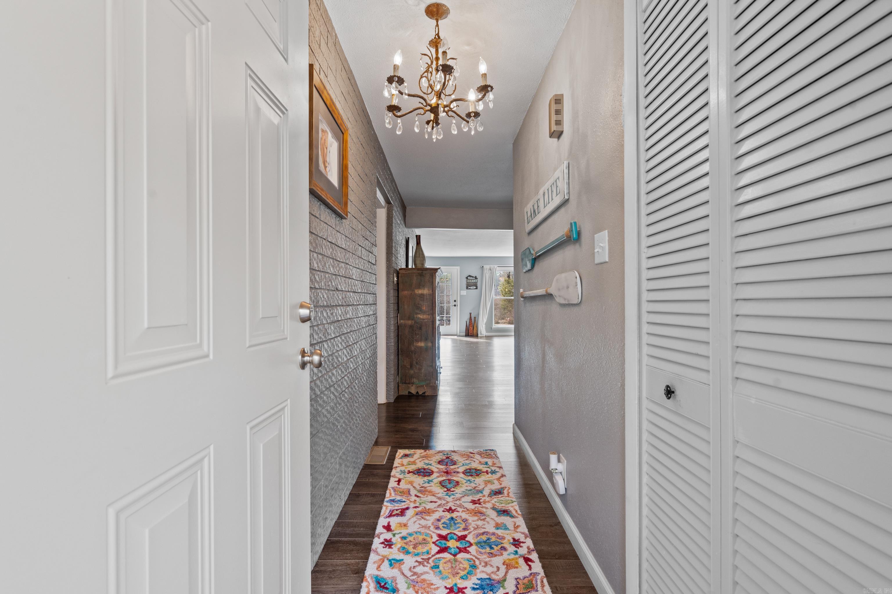 563 Kirschwood Dr  Hot Springs, AR