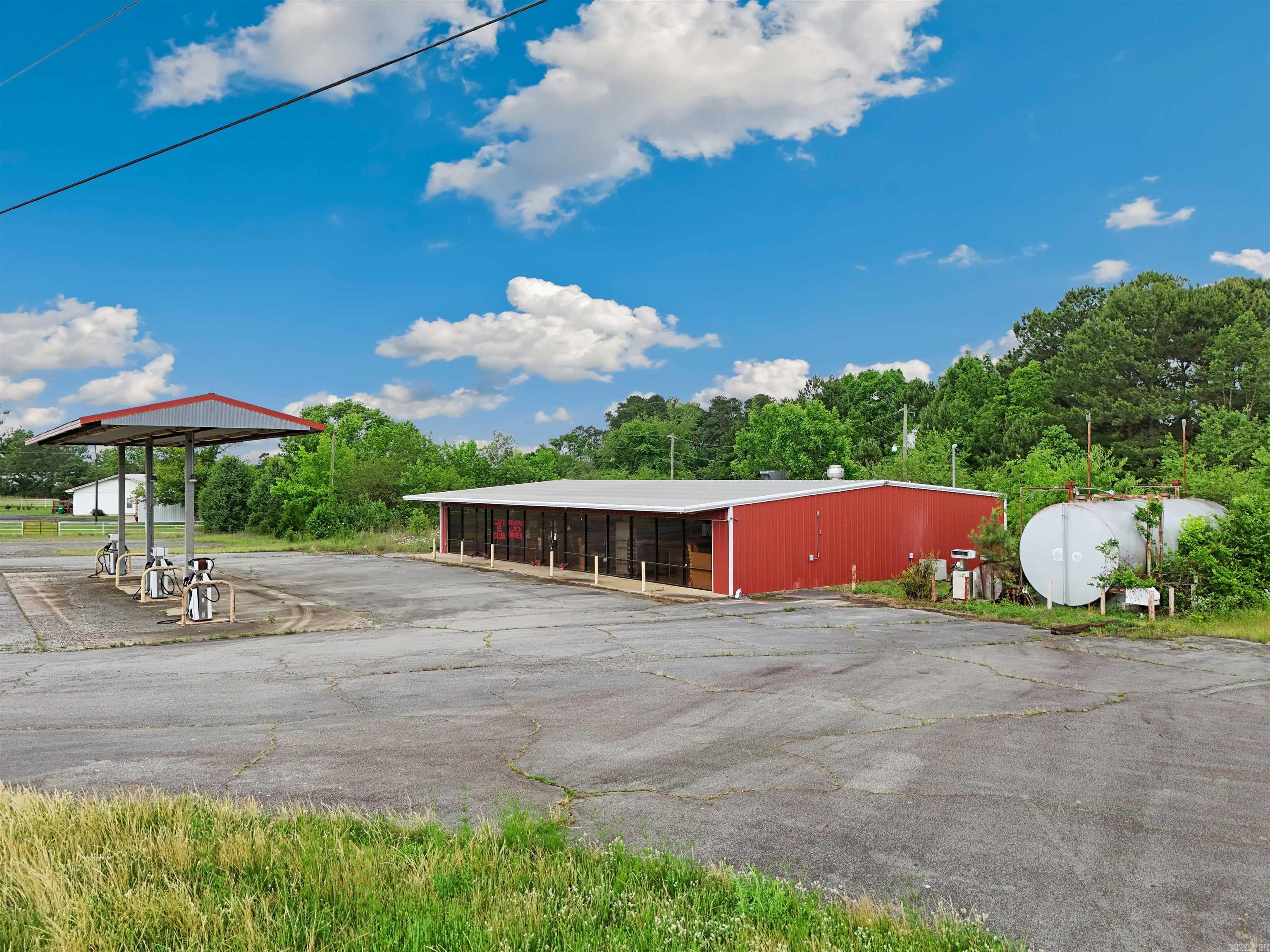 16508 S 65  Damascus, AR