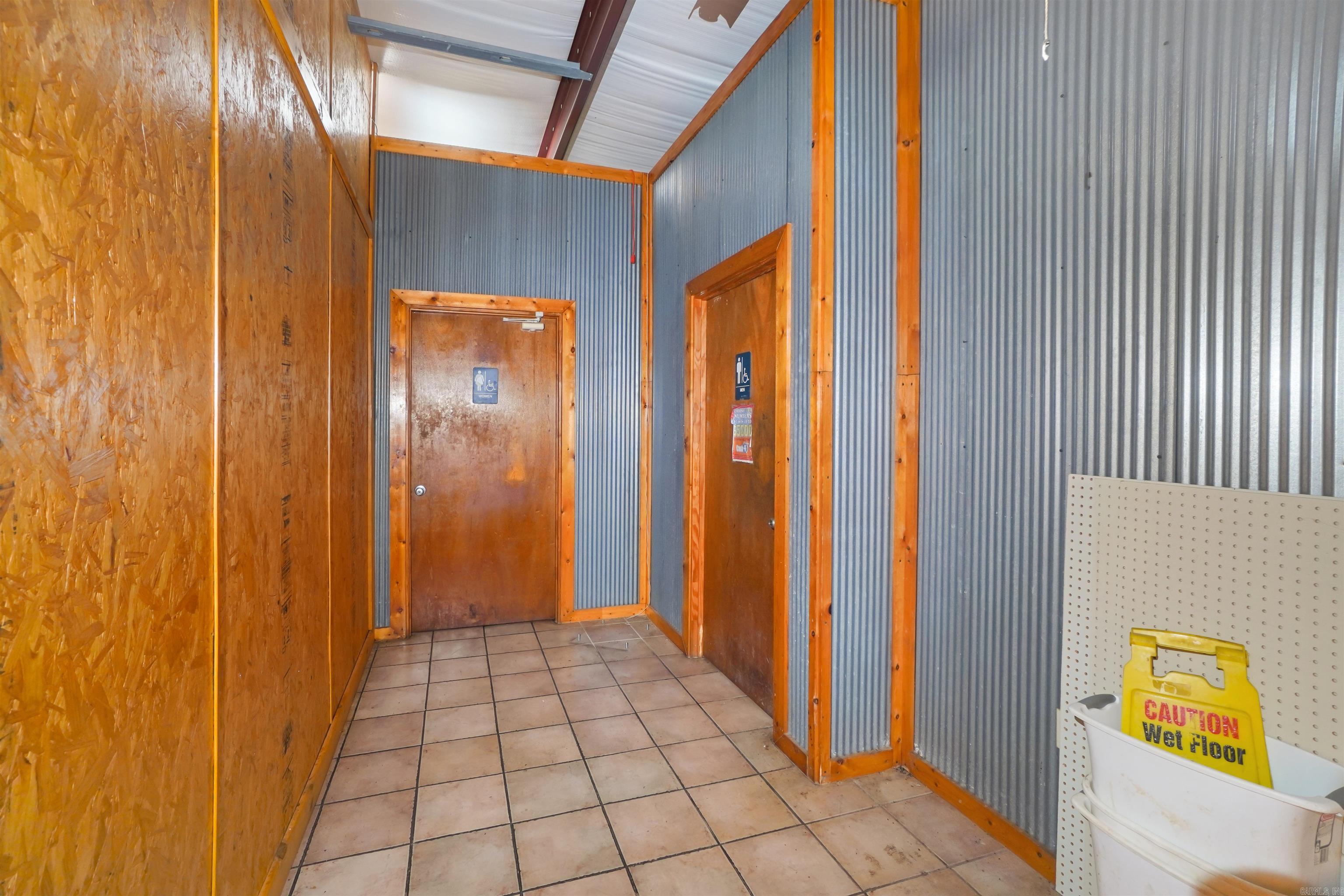 16508 S 65  Damascus, AR