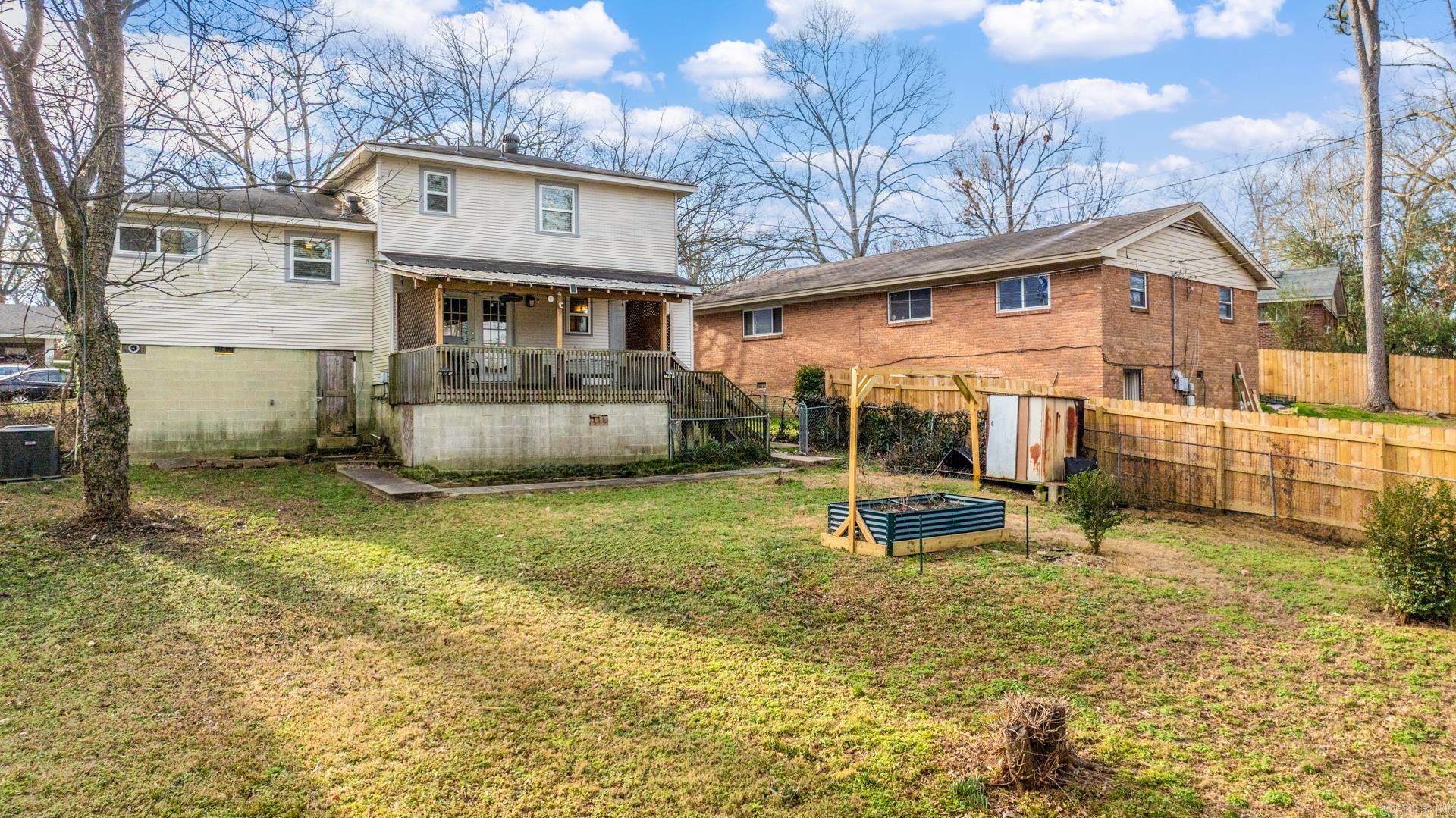 12 Tomahawk  Little Rock, AR