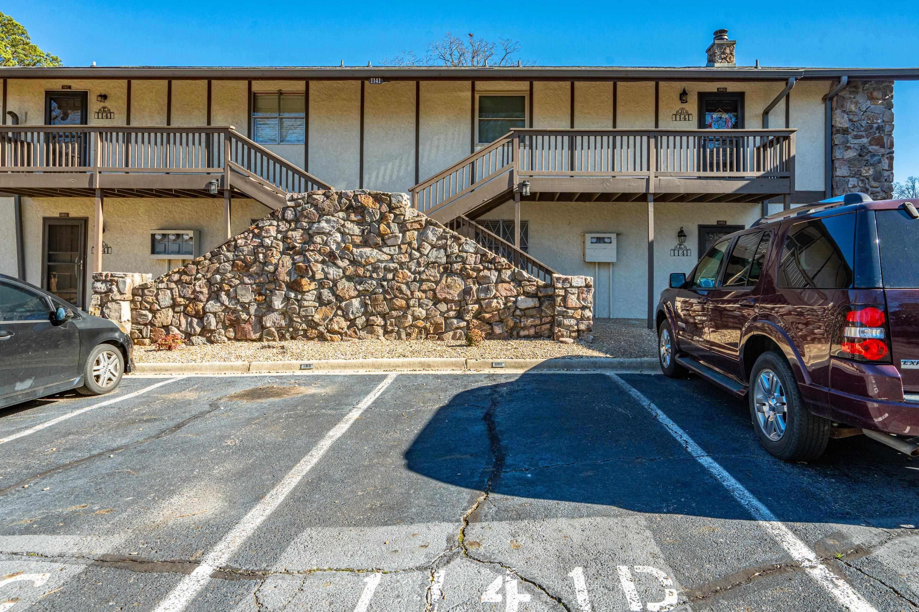 1141 Twin Points Rd  Hot Springs, AR