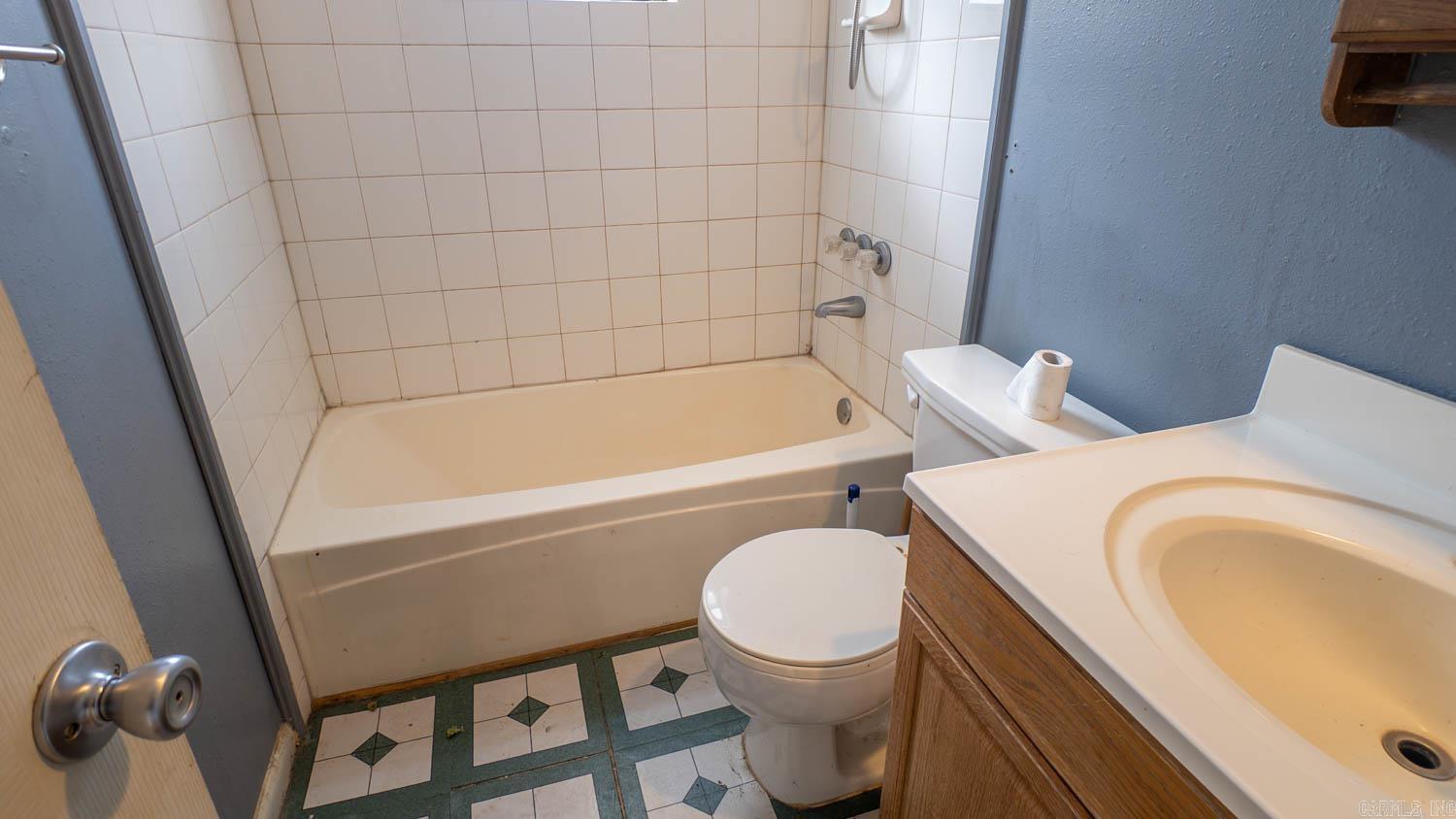 124 W 13th Street  Yellville, AR