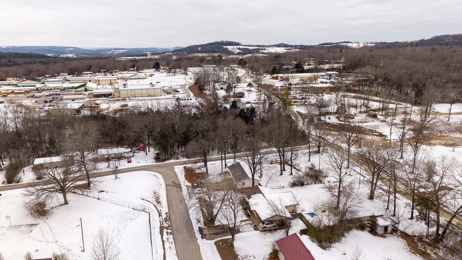 124 W 13th Street  Yellville, AR