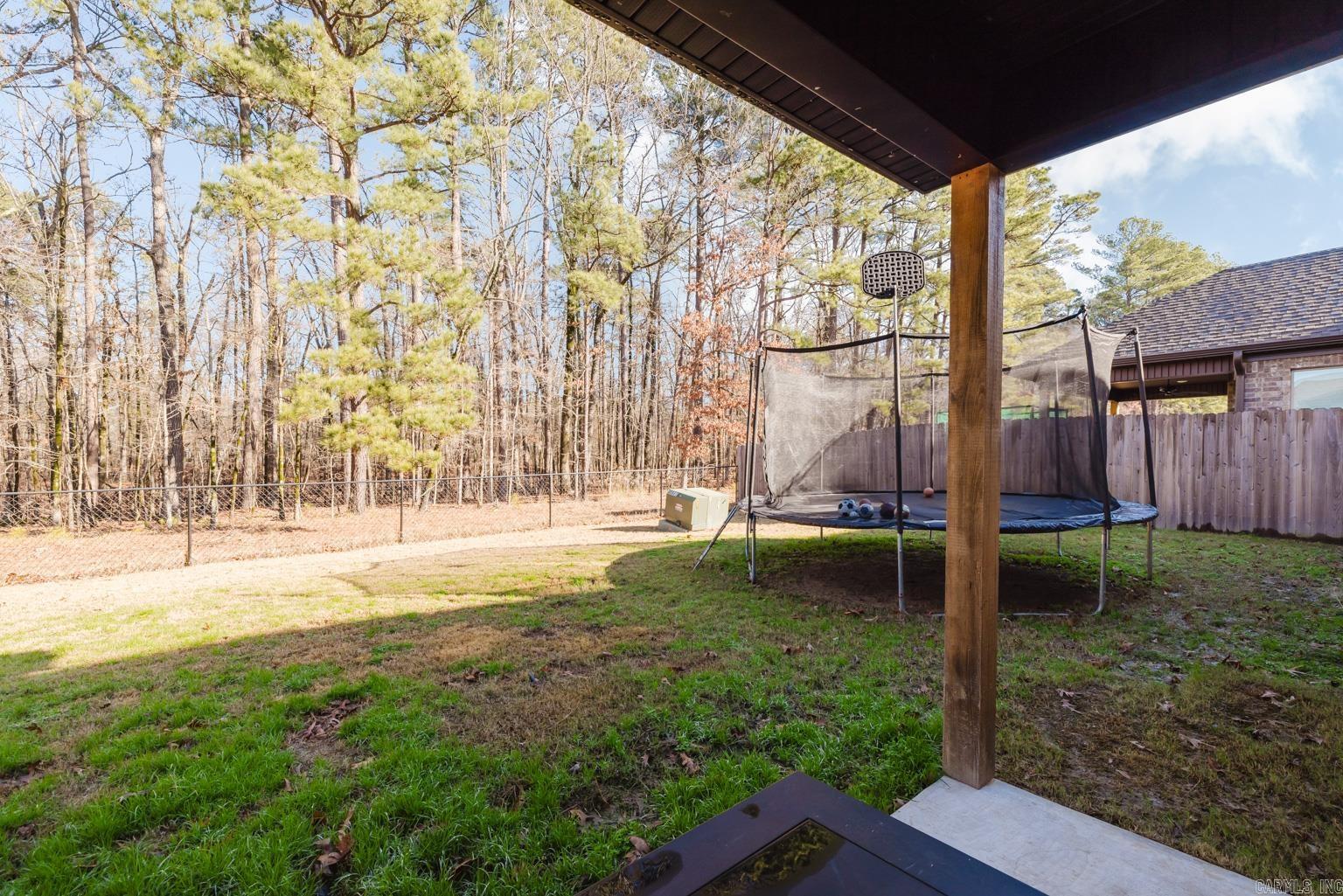 1104 Grand Teton Dr  Benton, AR