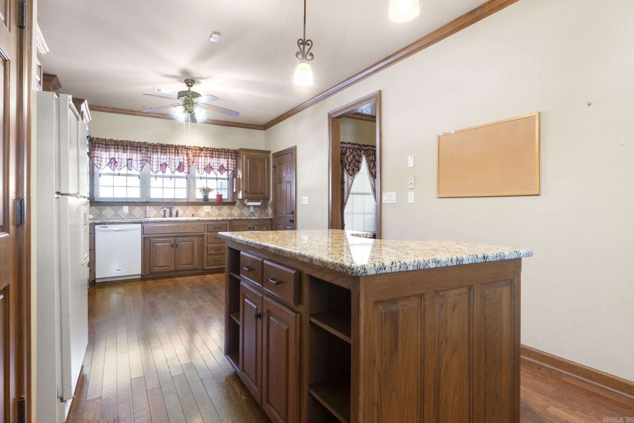 524 Scarlet Oaks Drive Benton, AR 72019