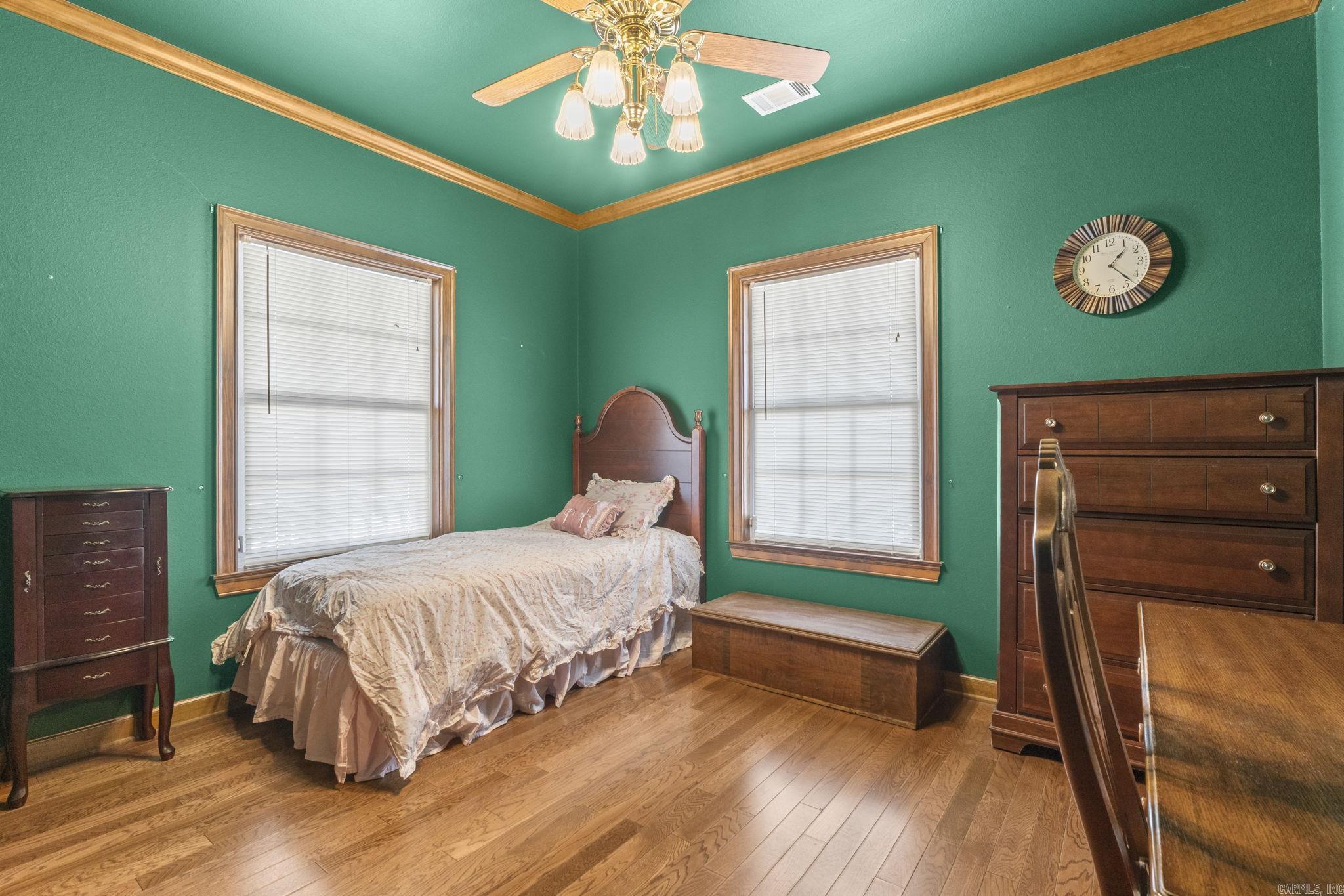 524 Scarlet Oaks Drive Benton, AR 72019