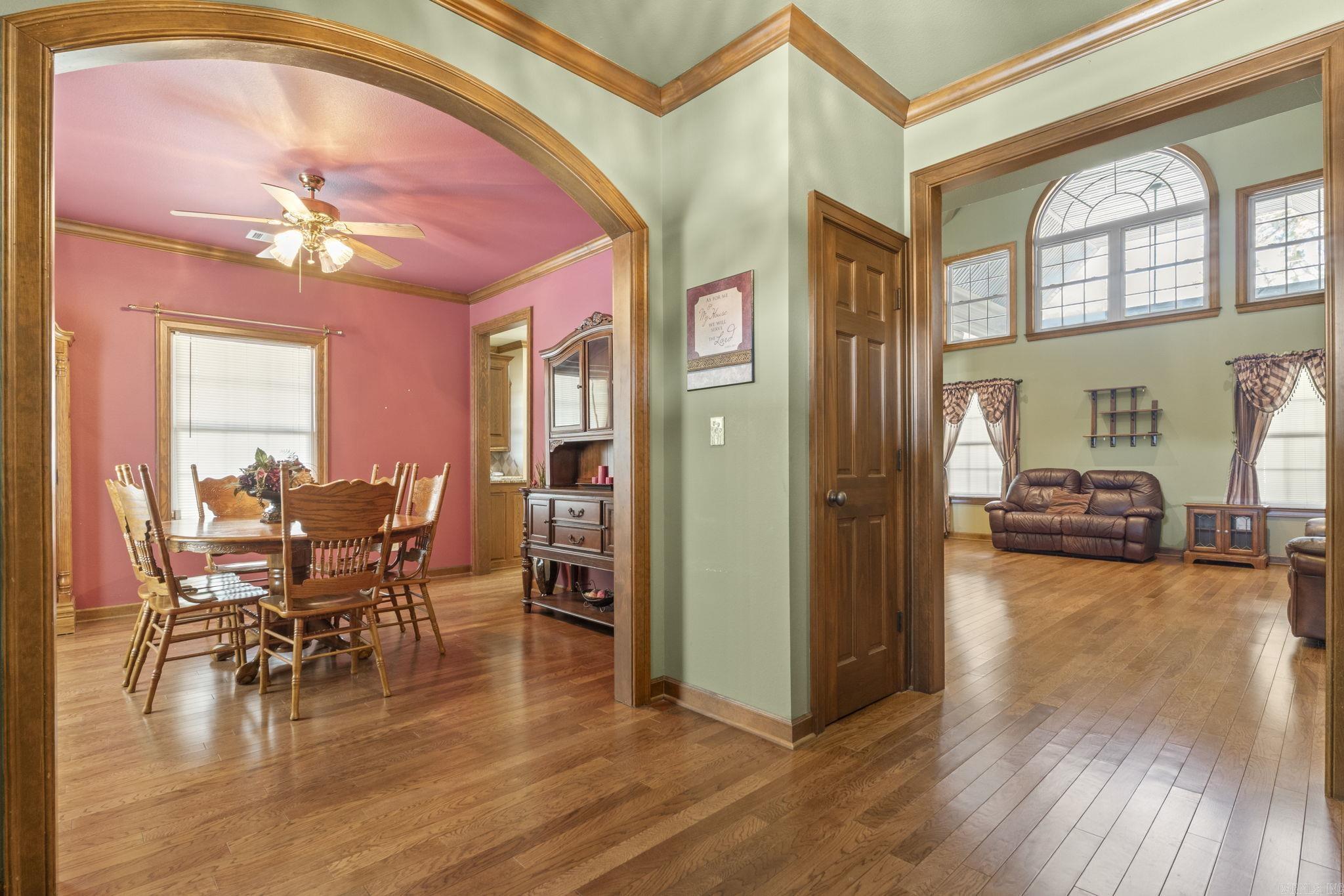 524 Scarlet Oaks Drive Benton, AR 72019