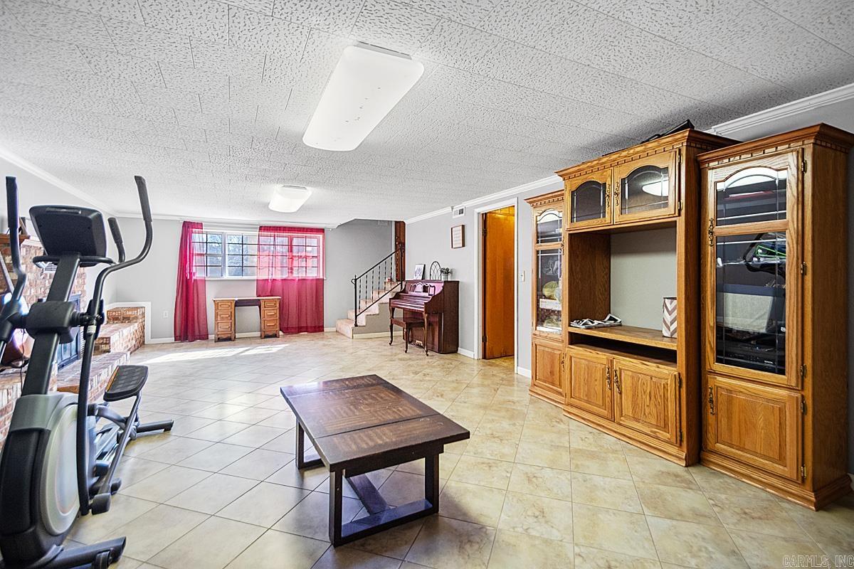 108 E 5th  Leola, AR