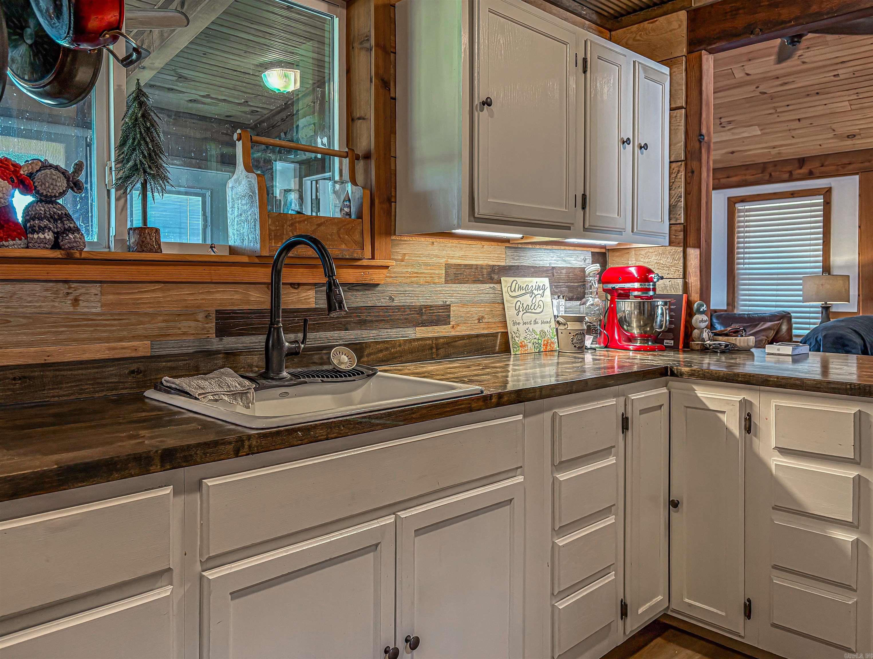 200 Searcy CO. 423  Saint Joe, AR