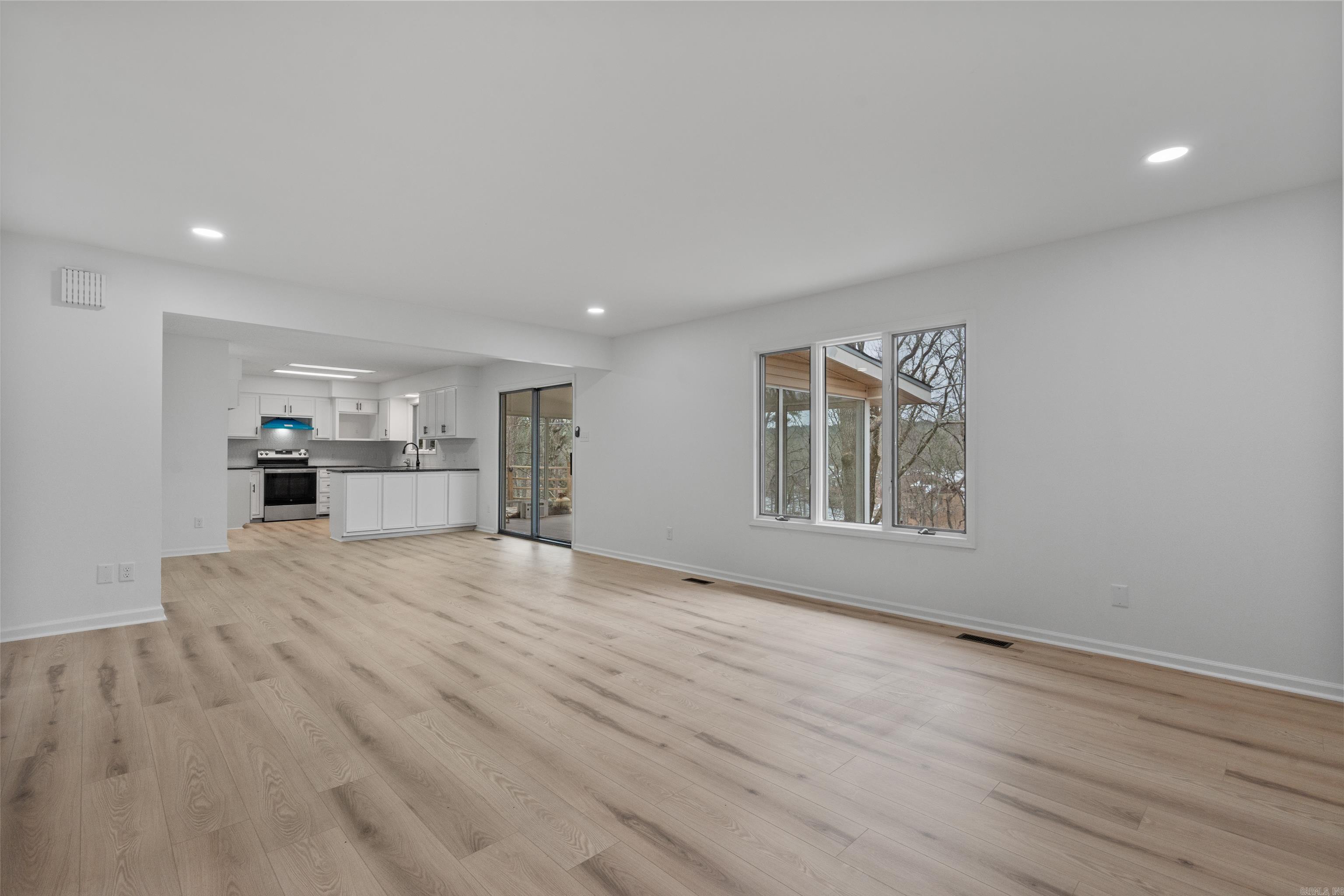 12 Alava  Hot Springs Village, AR