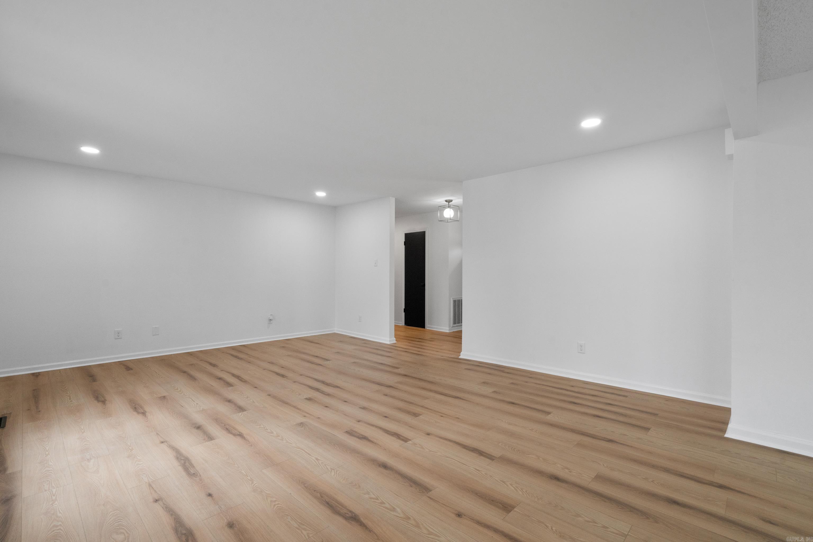 12 Alava  Hot Springs Village, AR