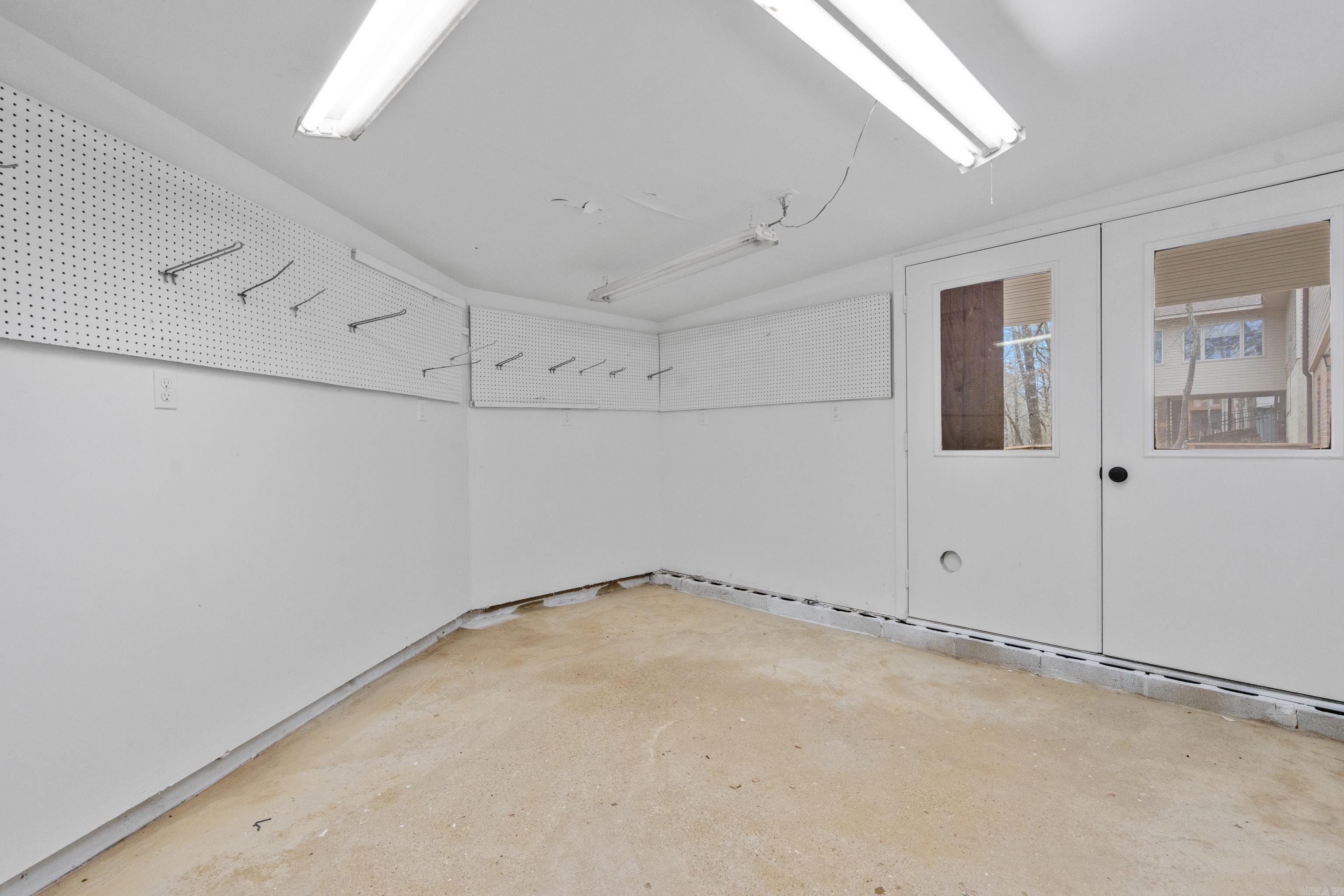 12 Alava  Hot Springs Village, AR