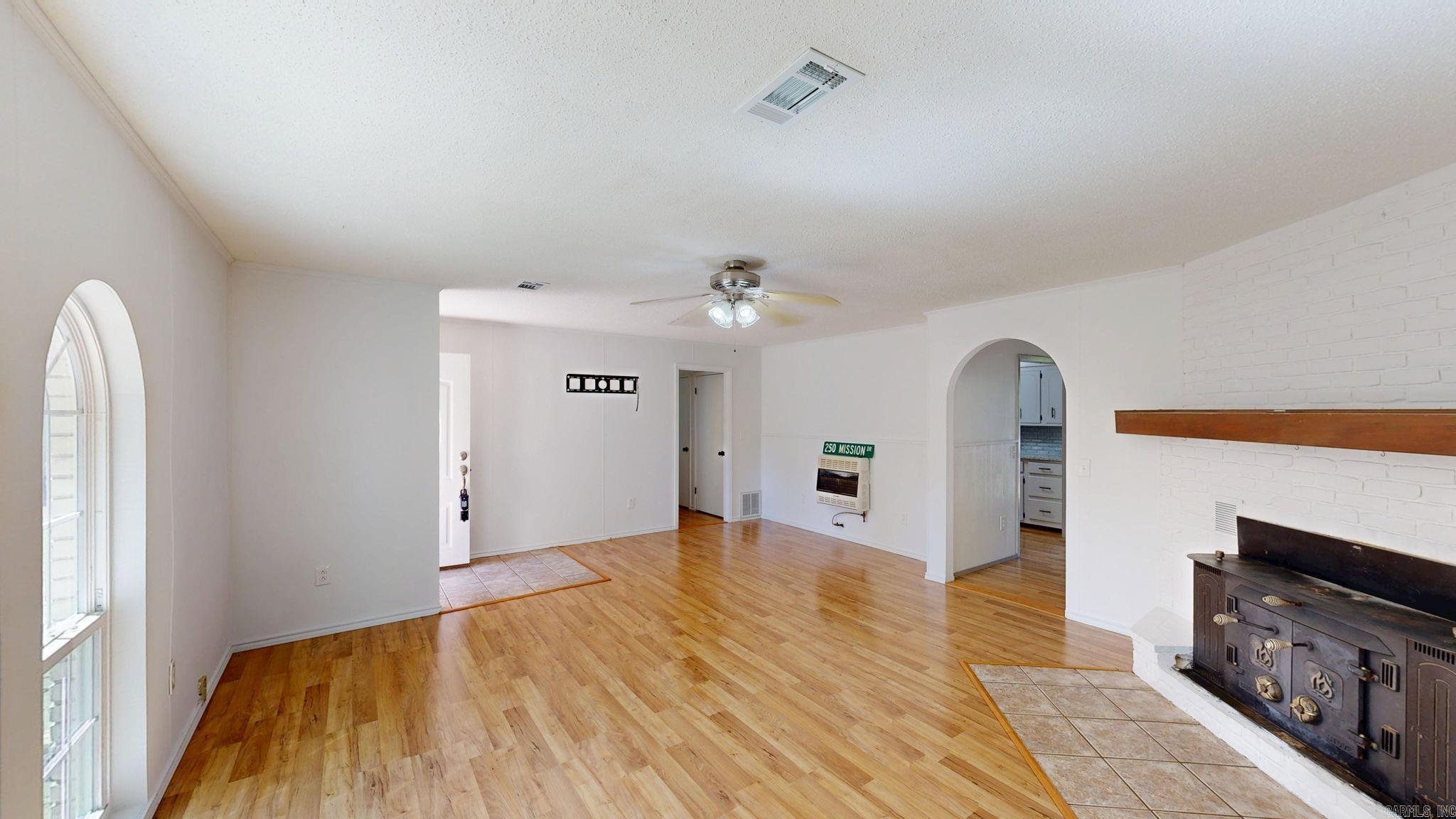 250 Mission  Malvern, AR