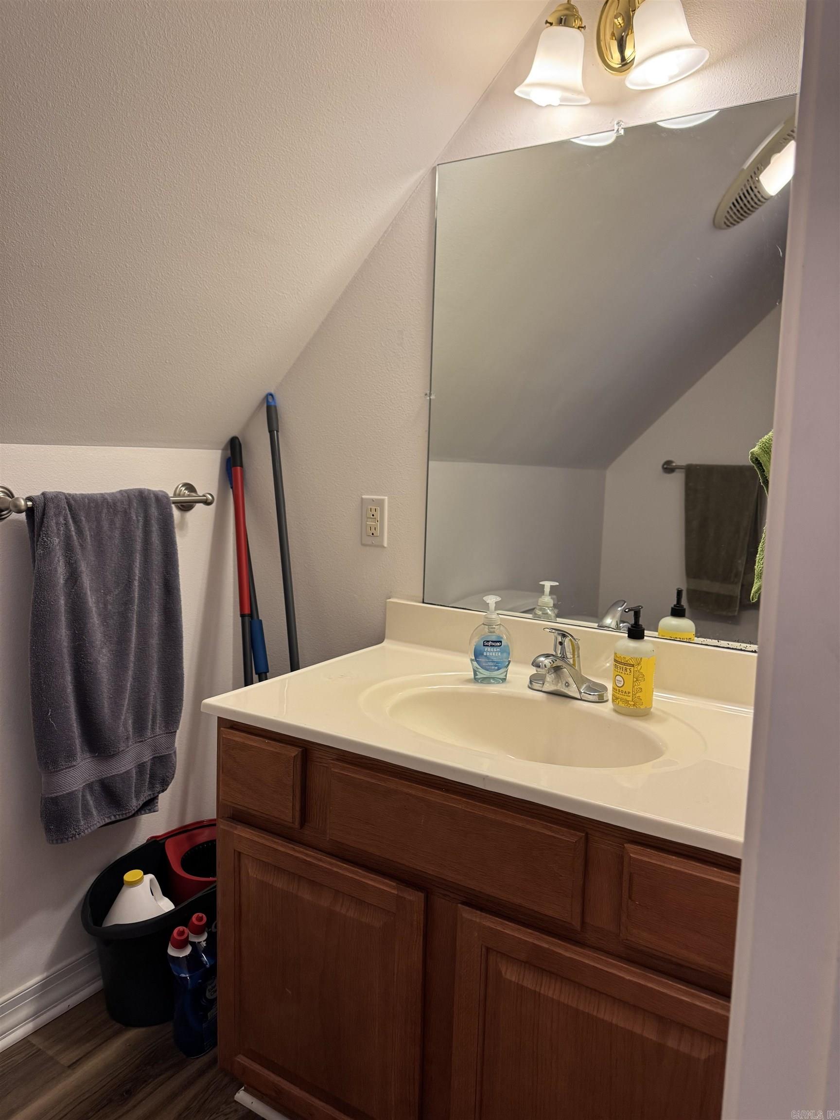 608 River Oaks  Searcy, AR