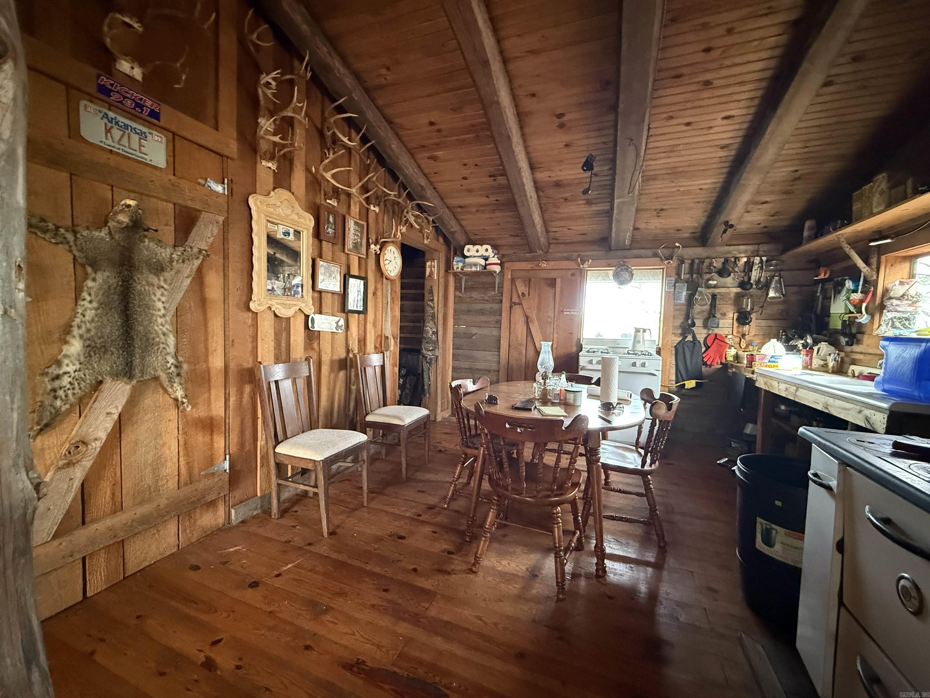 000 Private Road 422-17  Birch Tree, MO